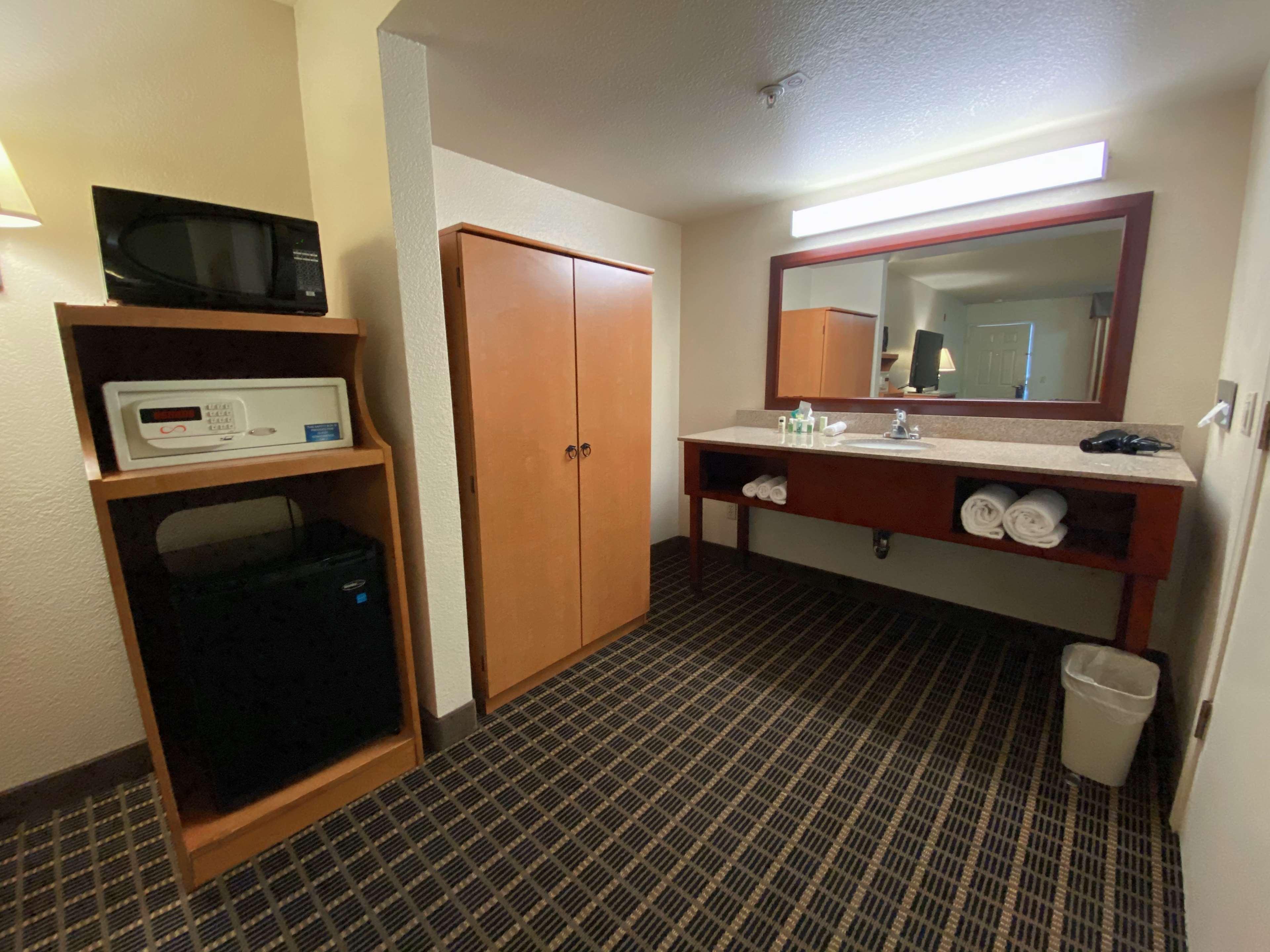 Hotel Surestayplus By Western