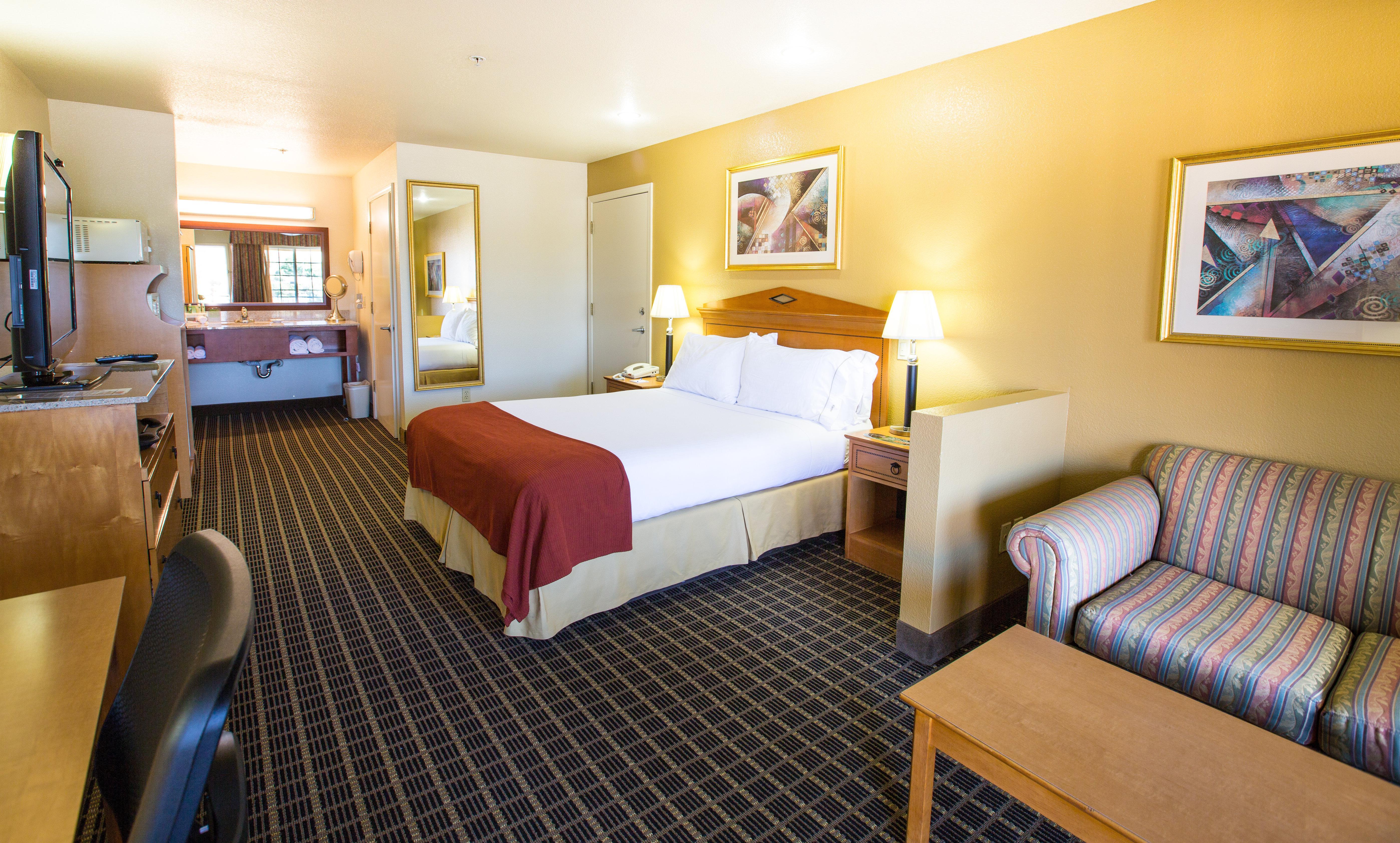 Hotel Surestayplus By Western San Jose