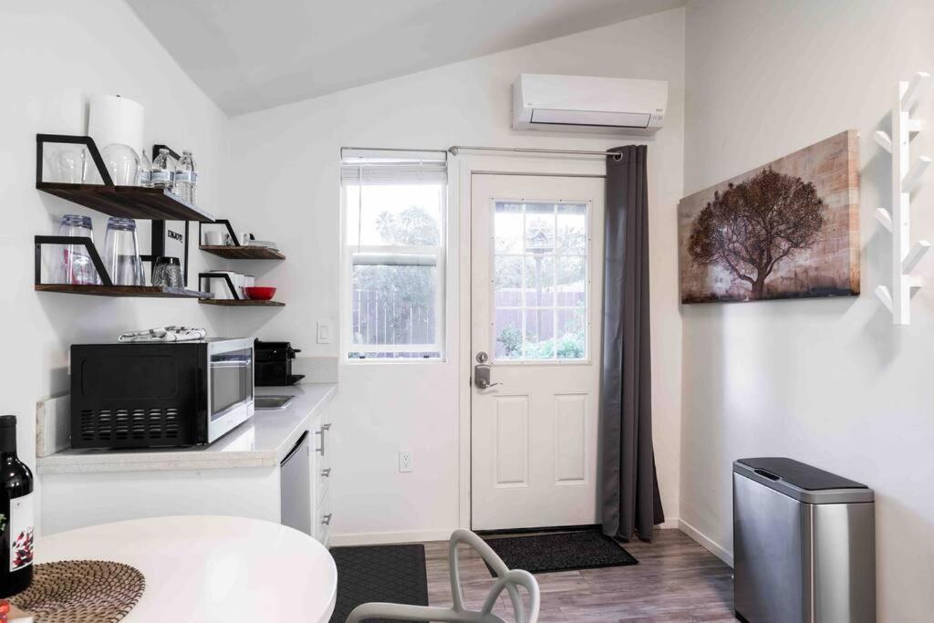 Relax In A Quaint Private And Cozy Holiday home San Jose