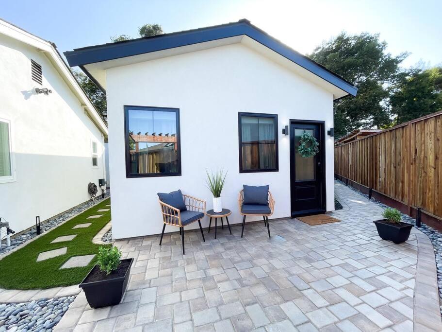 Villa Family-focused & Pet-friendly Ev Charging San Jose