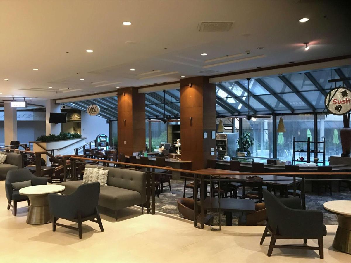 Doubletree By Hilton Hotel