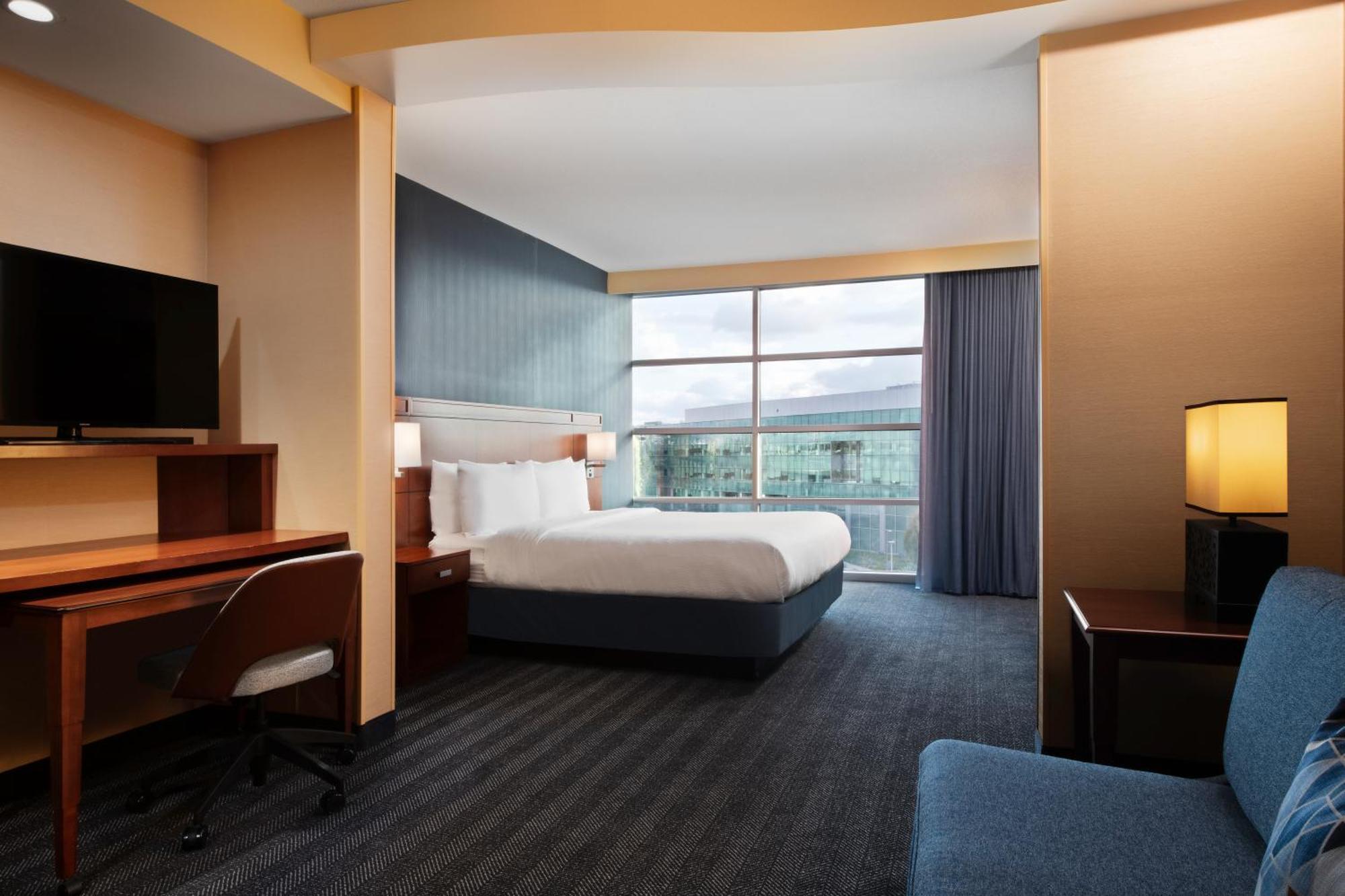Courtyard By Marriott North/ Silicon Valley 3*
