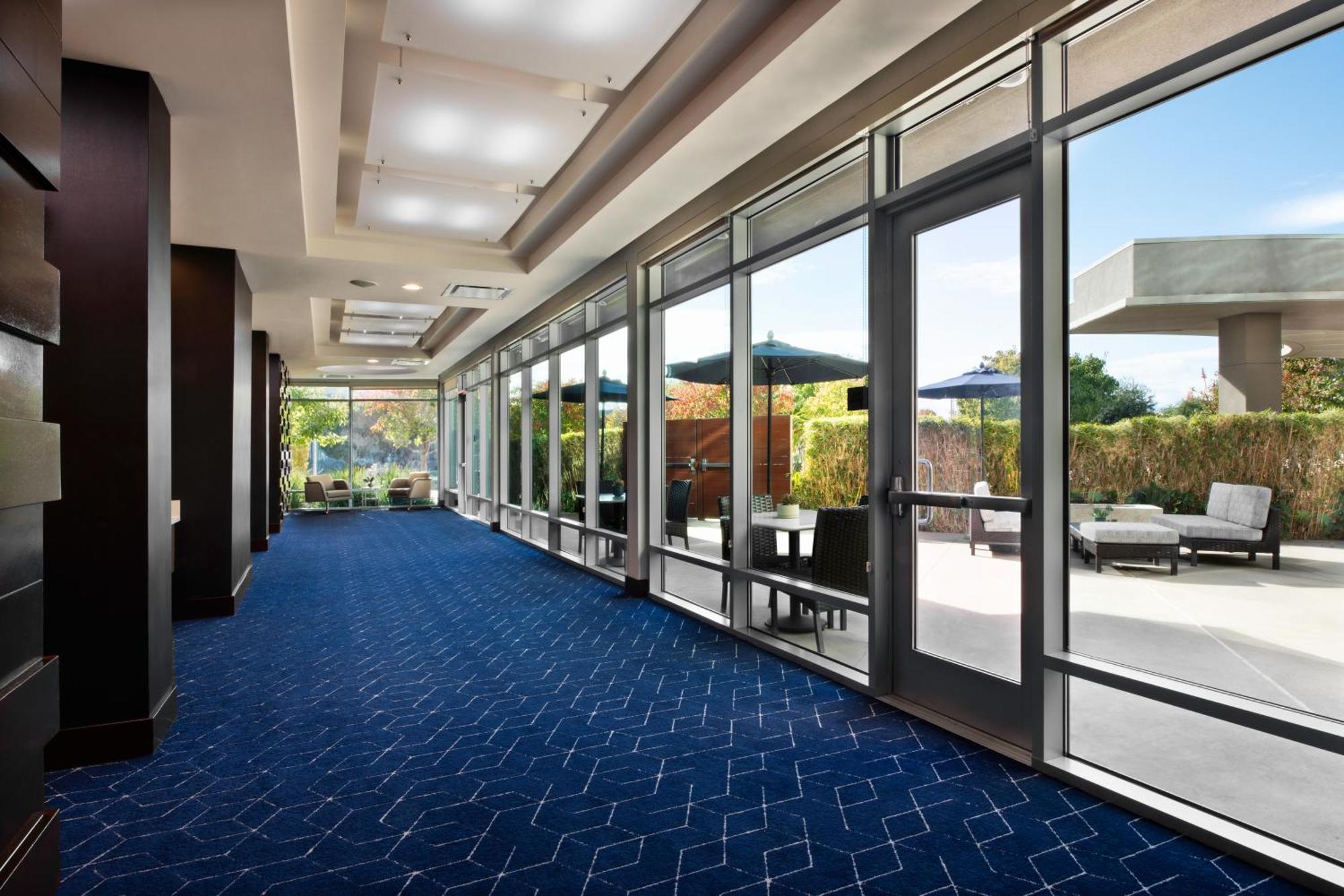 Courtyard By Marriott North/ Silicon Valley 3*
