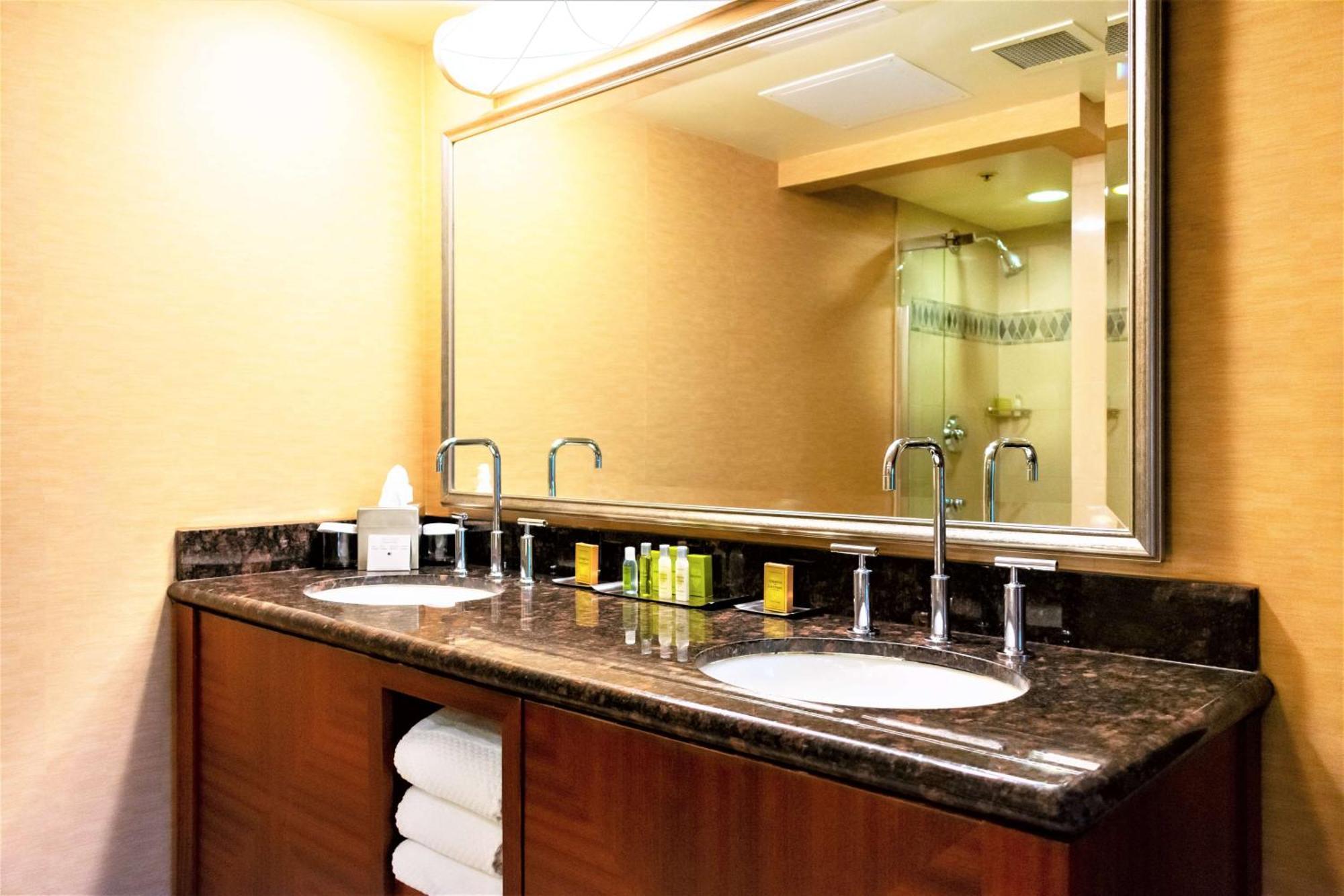 Doubletree By Hilton Hotel