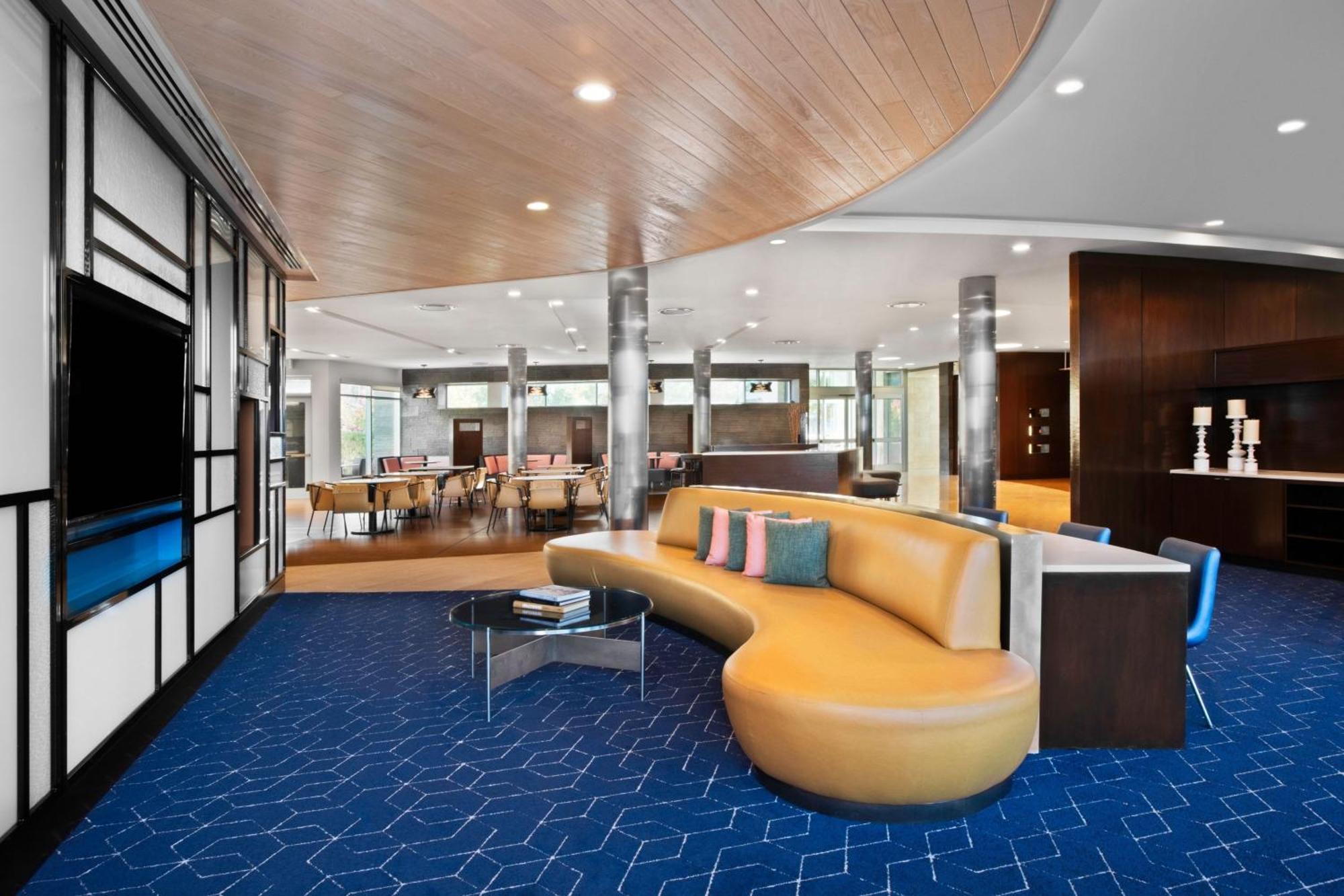Hotel Courtyard By Marriott North/ Silicon Valley 3*