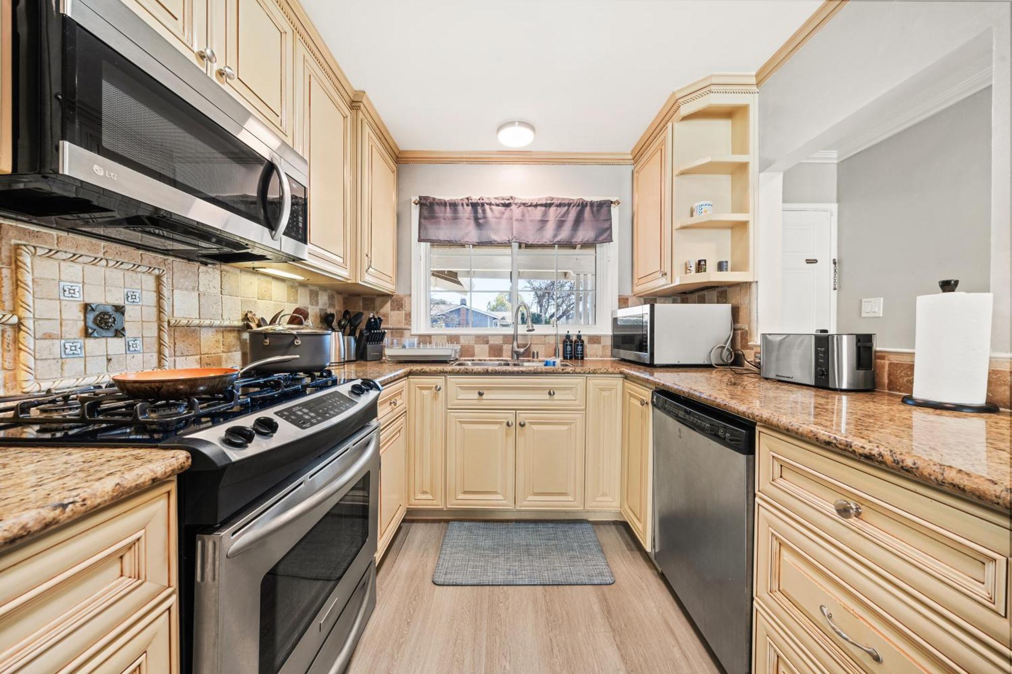 4br Sweet Prime Location - 2 Master Br * San Jose