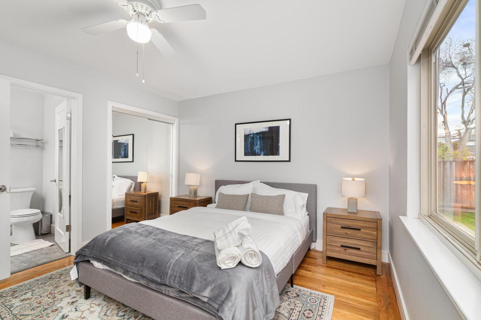 @ Marbella Lane - Immaculate & Cozy 3br San Jose