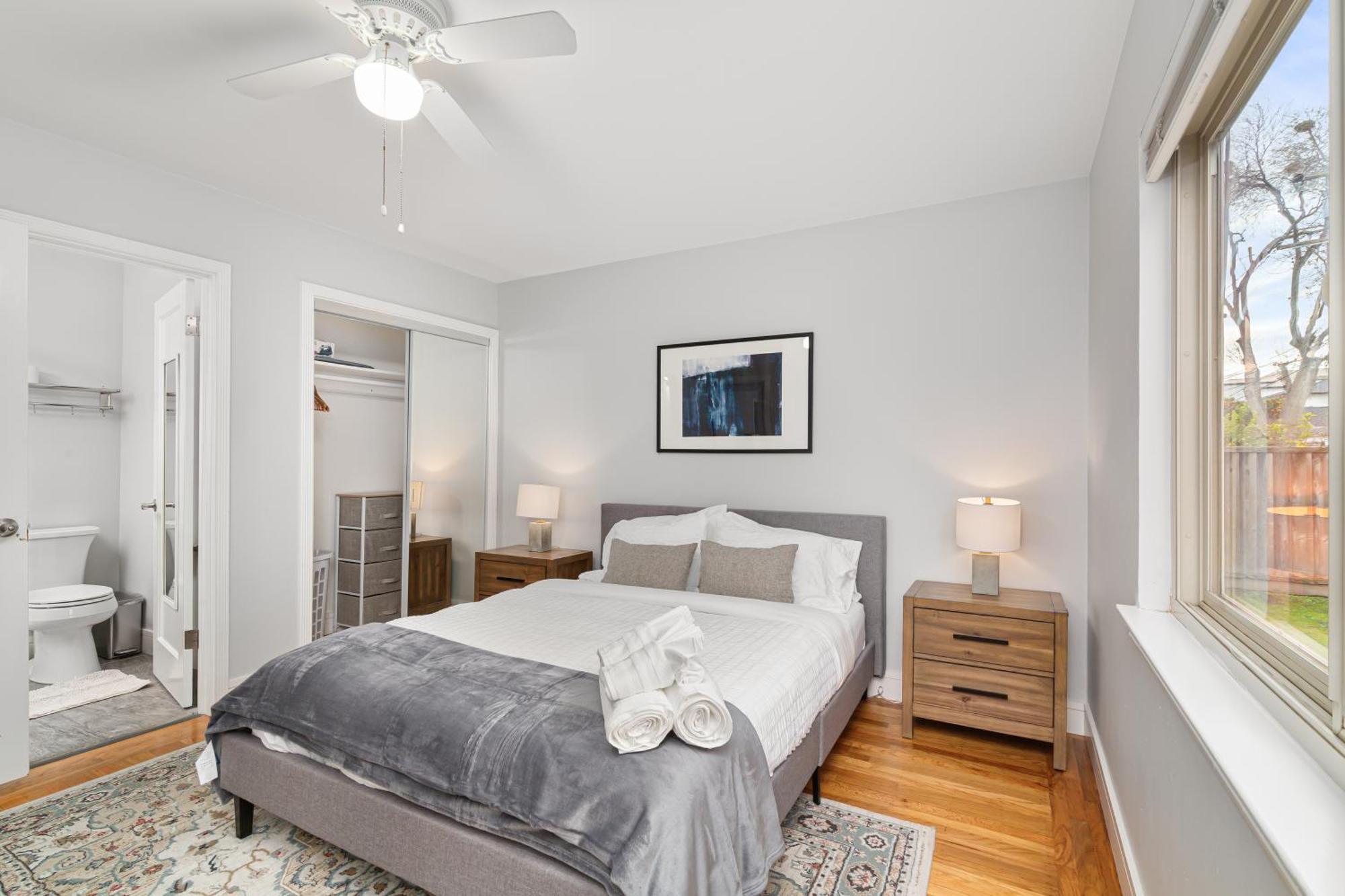 Holiday home @ Marbella Lane - Immaculate & Cozy 3br