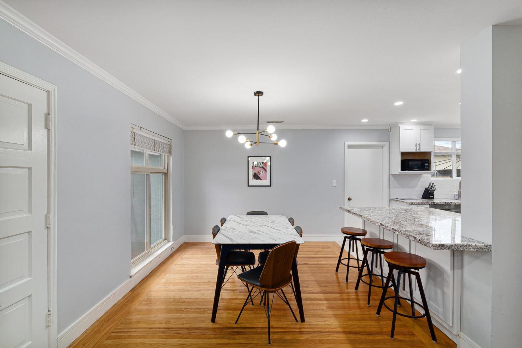 @ Marbella Lane - Immaculate & Cozy 3br Holiday home