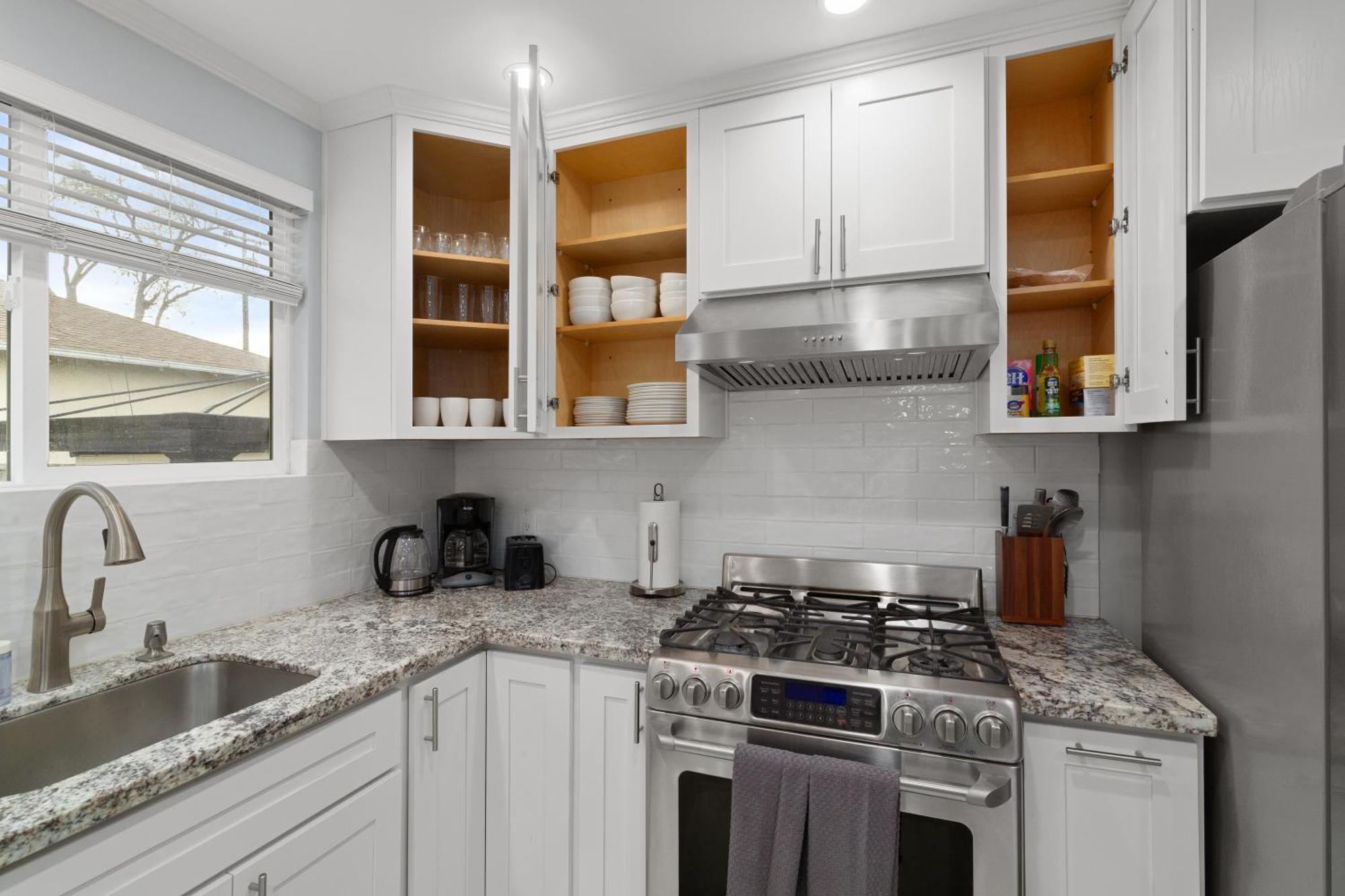@ Marbella Lane - Immaculate & Cozy 3br * San Jose