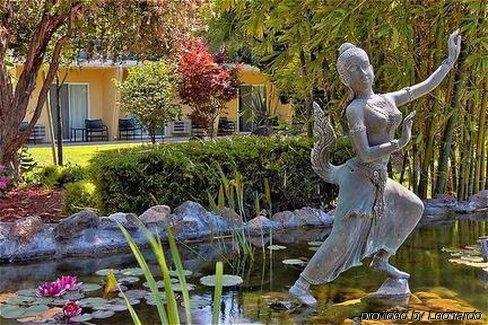 Hotel Airport Garden 3*