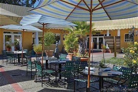 Airport Garden Hotel