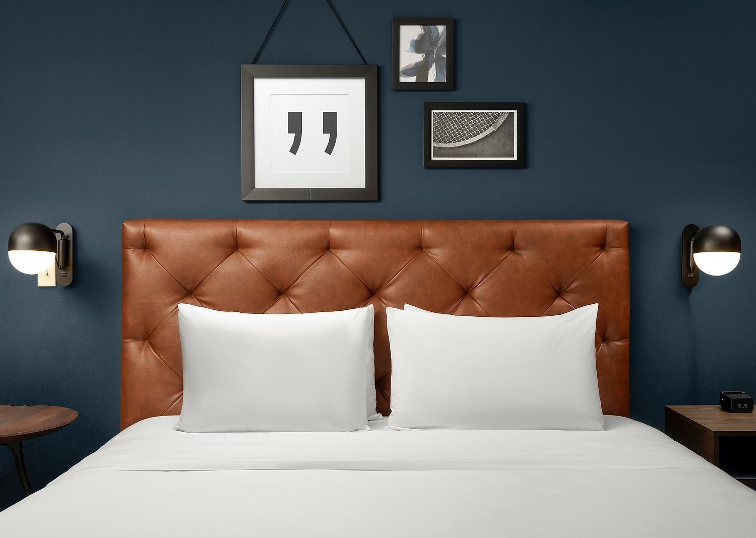 Four Points By Sheraton Downtown Hotel 3*