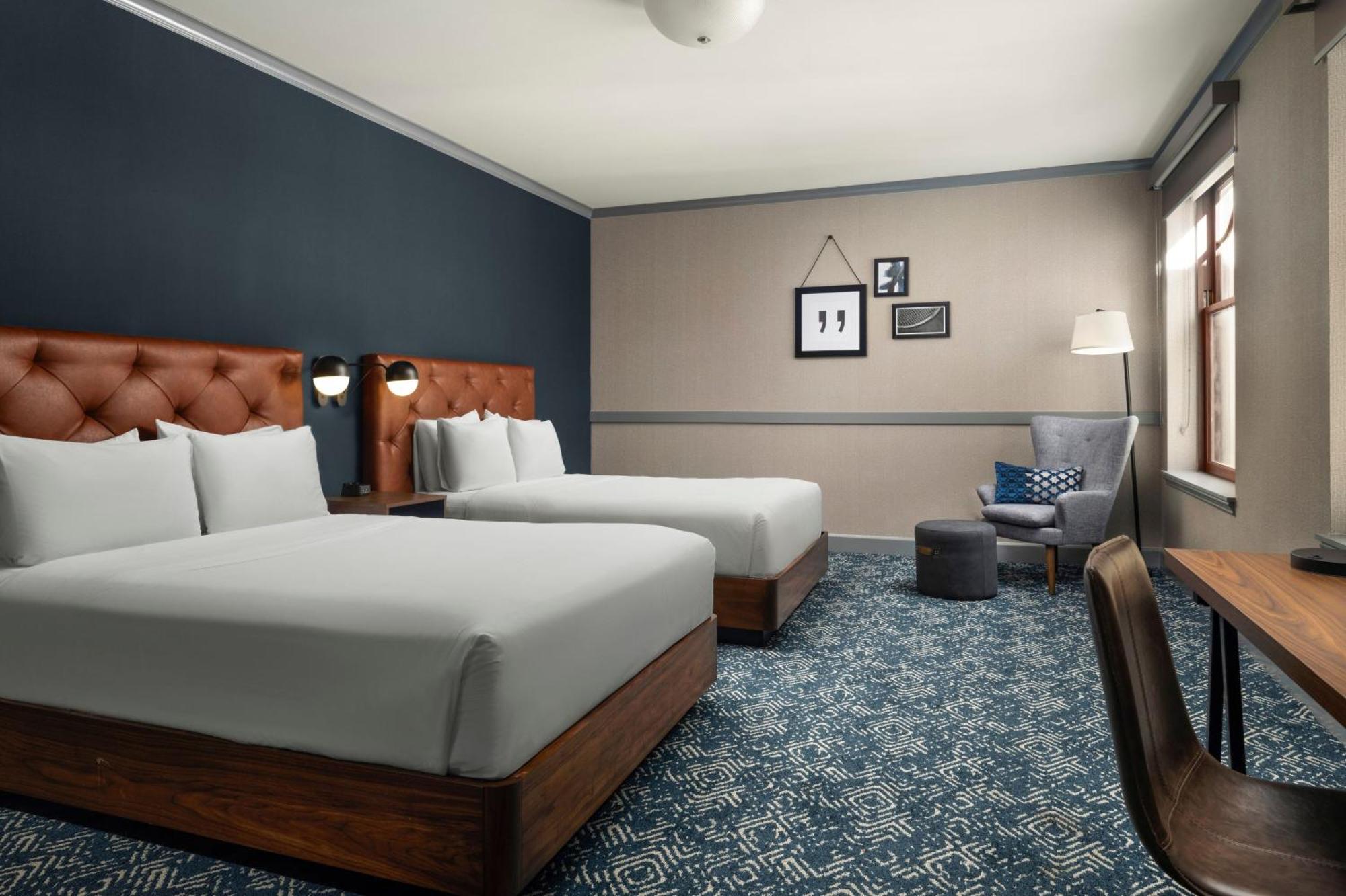Four Points By Sheraton Downtown Hotel 3*