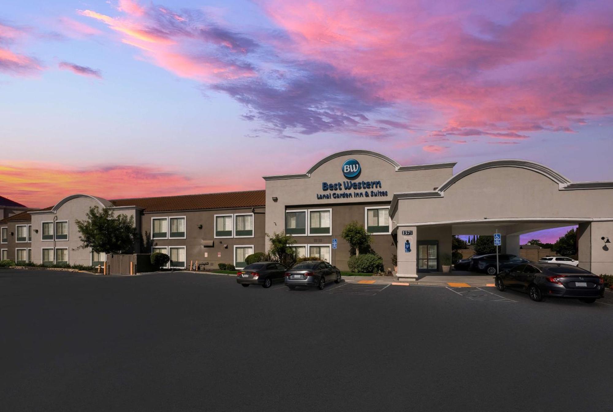 Western Lanai Garden & Hotel