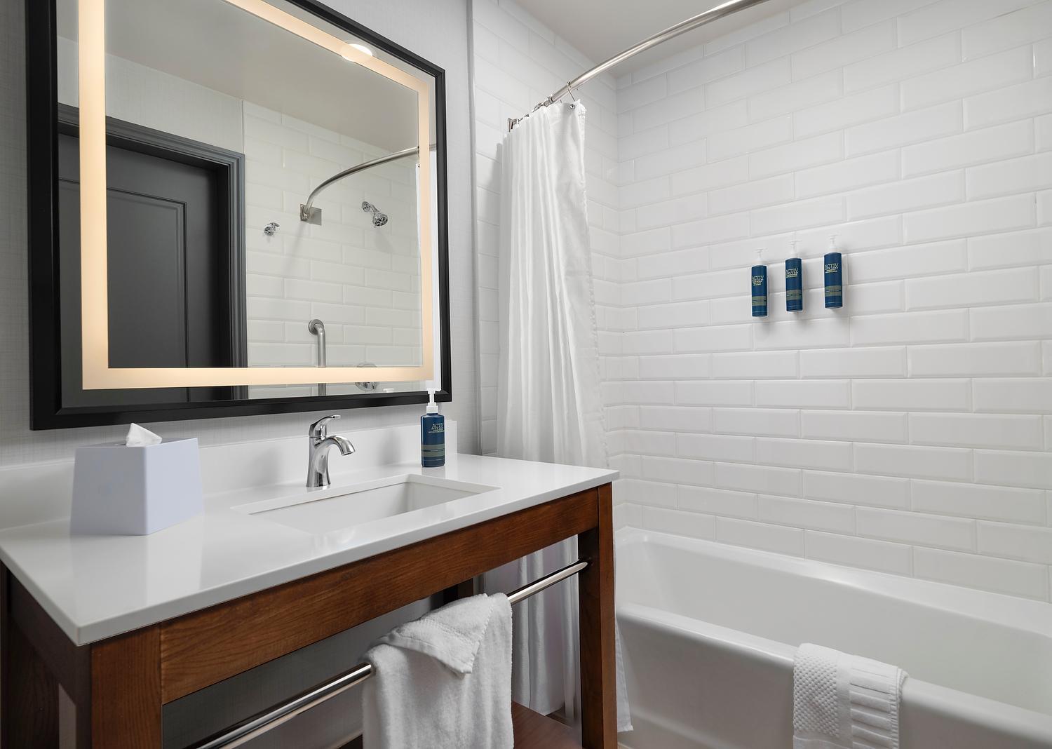 Four Points By Sheraton Downtown Hotel 3*
