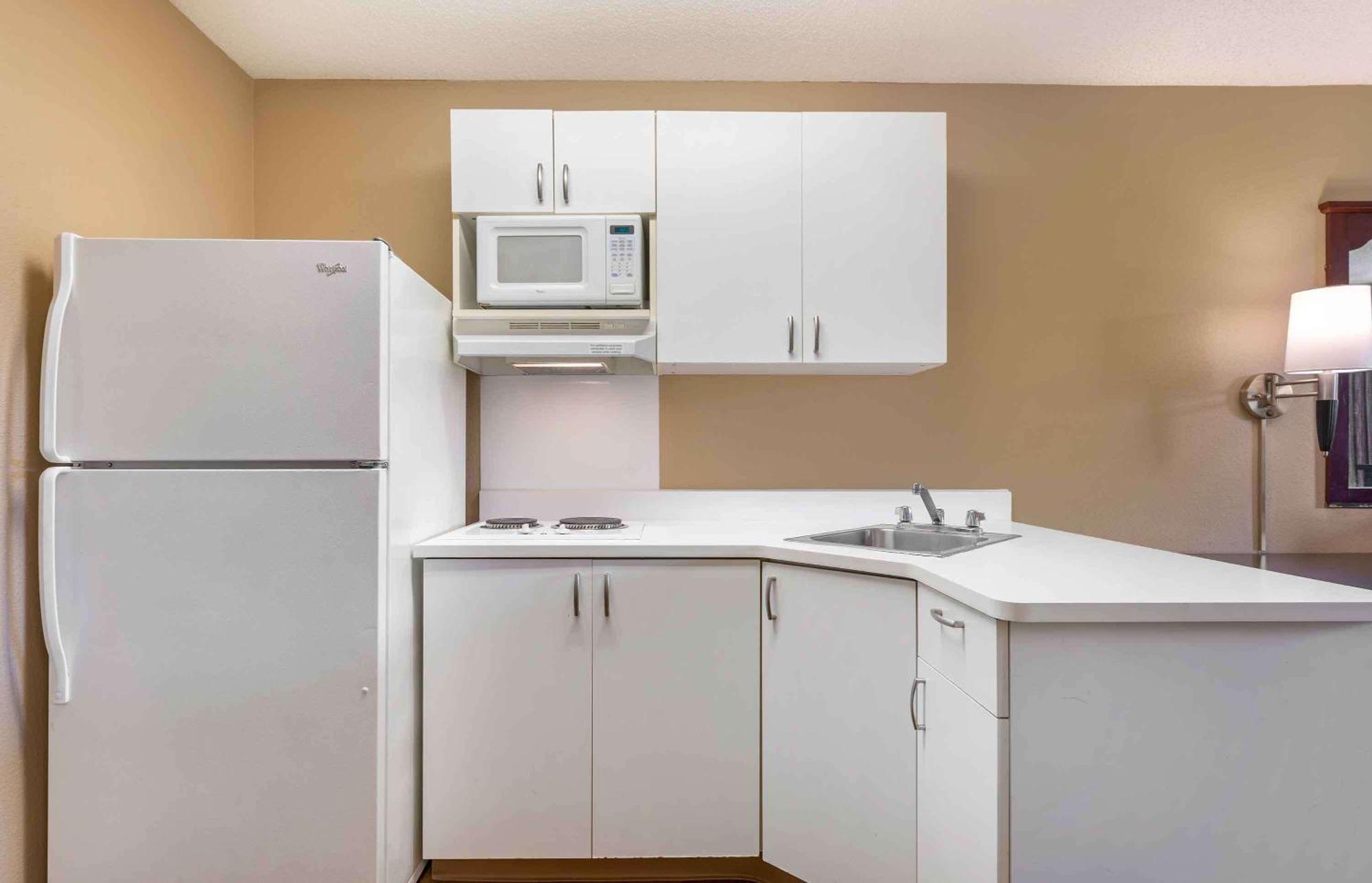 Extended America - - Edenvale - North 2*