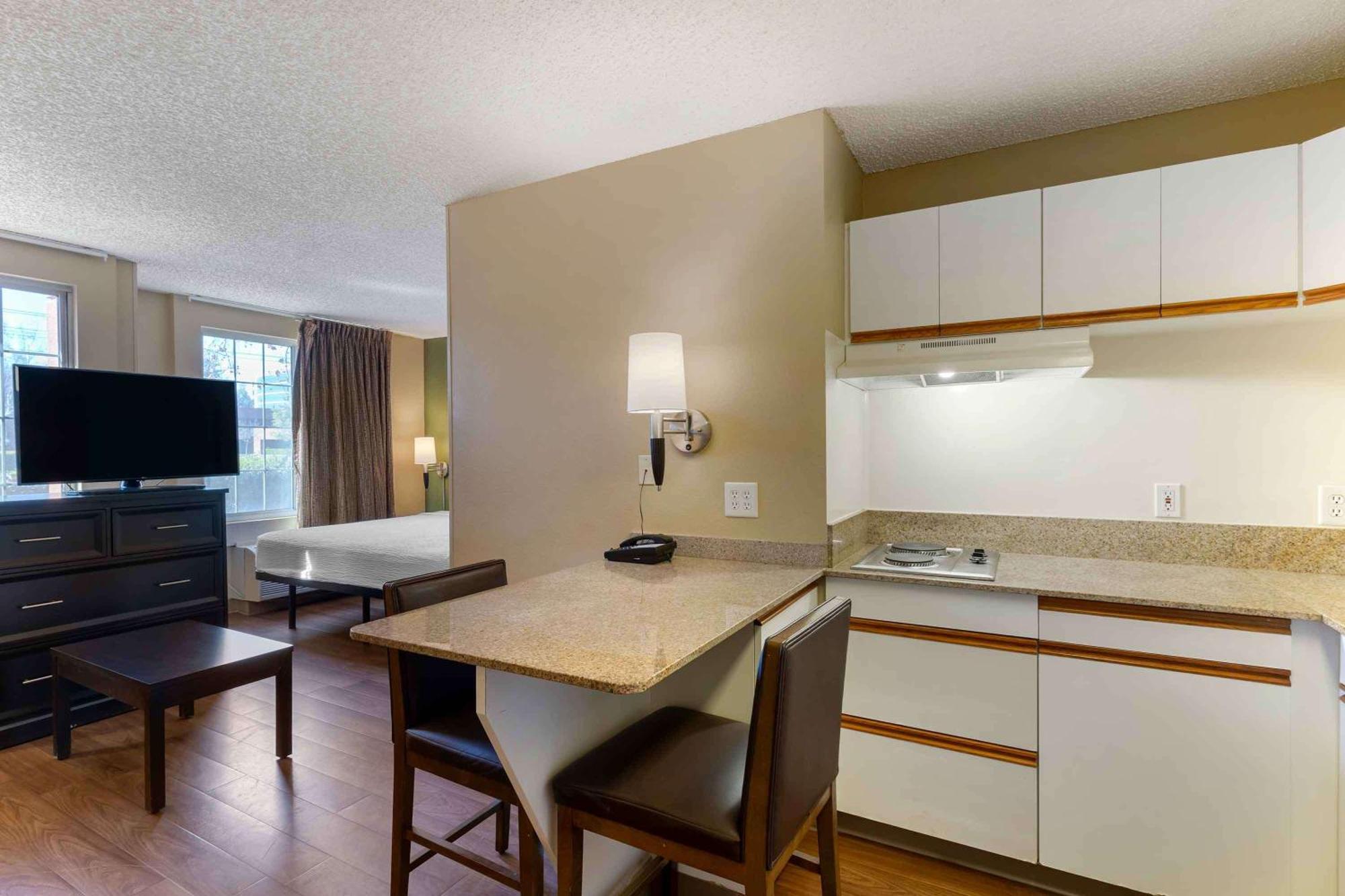 Extended America - - Downtown San Jose
