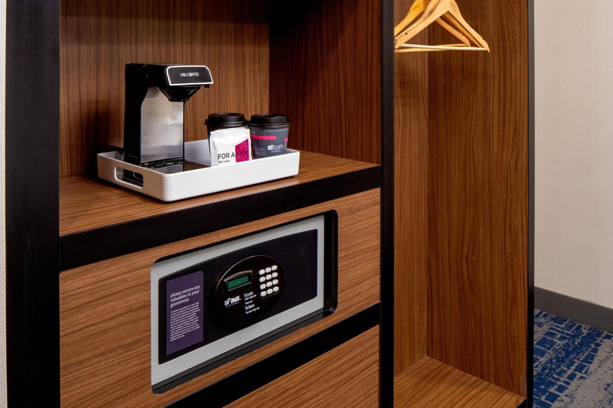 Hotel Aloft Santa Clara - North San Jose
