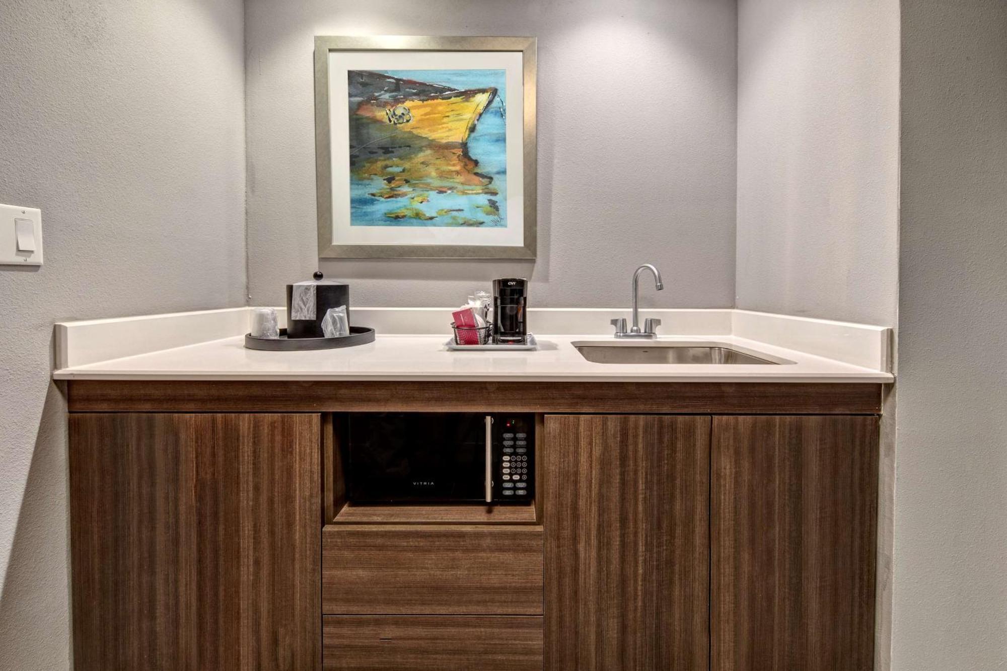 Hampton & Airport Hotel San Jose