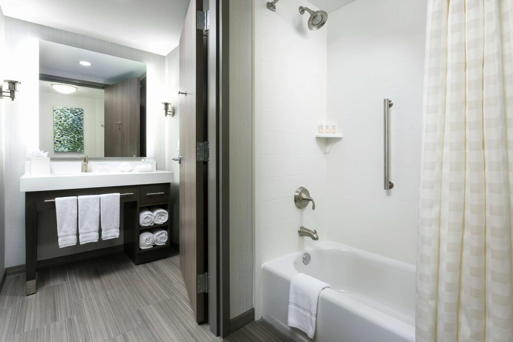 Homewood By Hilton Santa Clara Hotel
