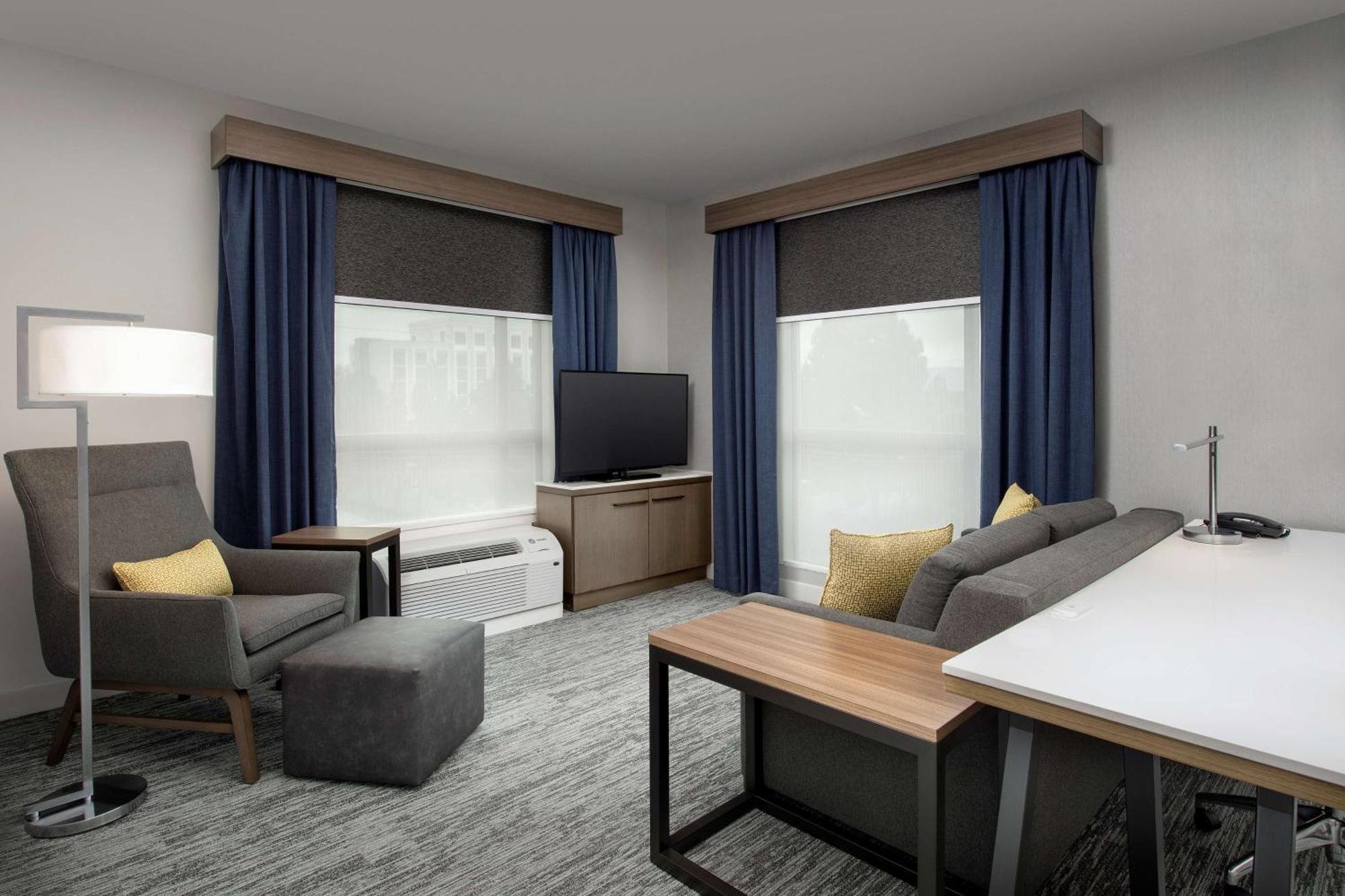 Hilton Garden Airport San Jose