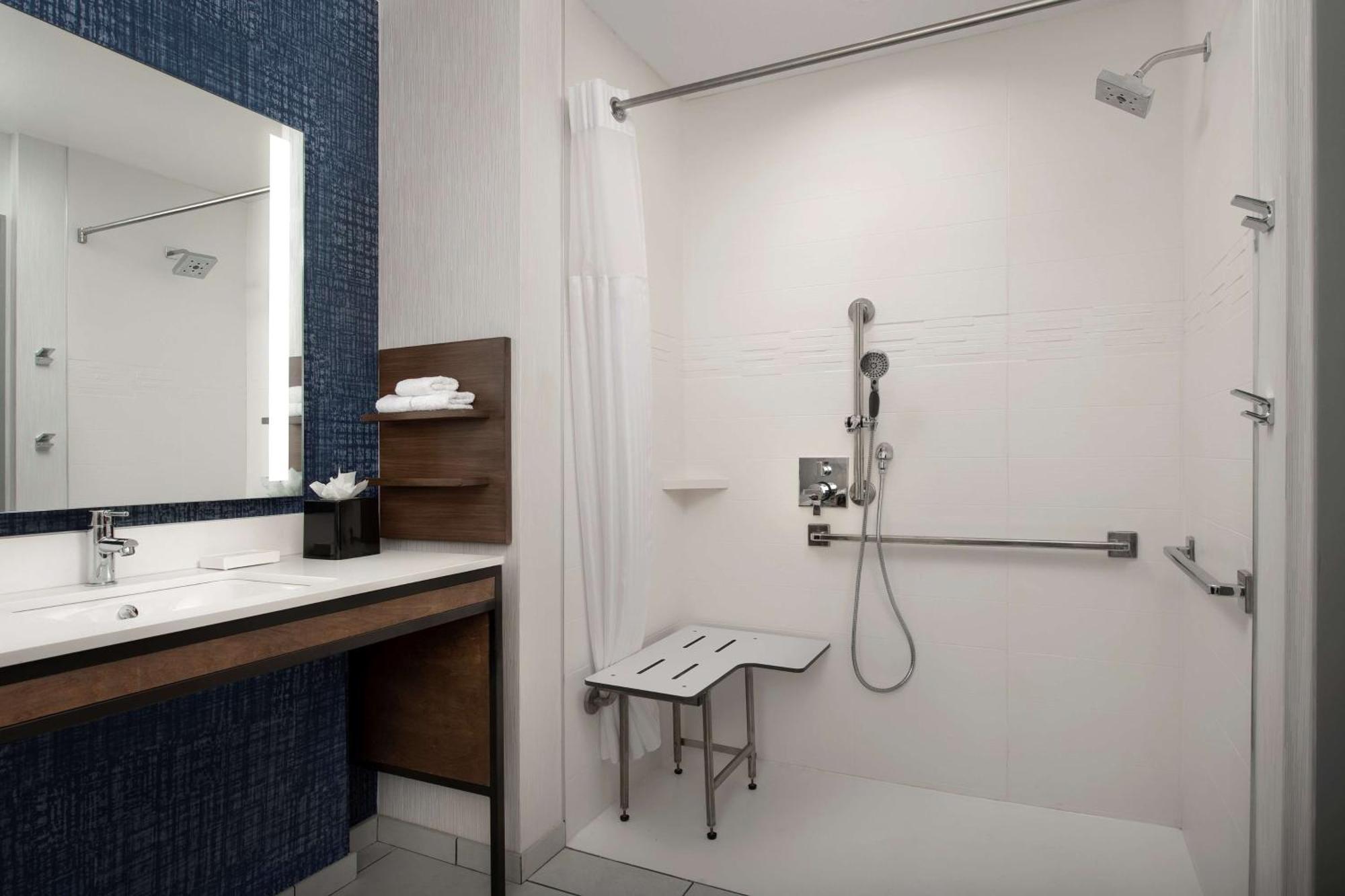 Hilton Garden Airport 3* San Jose