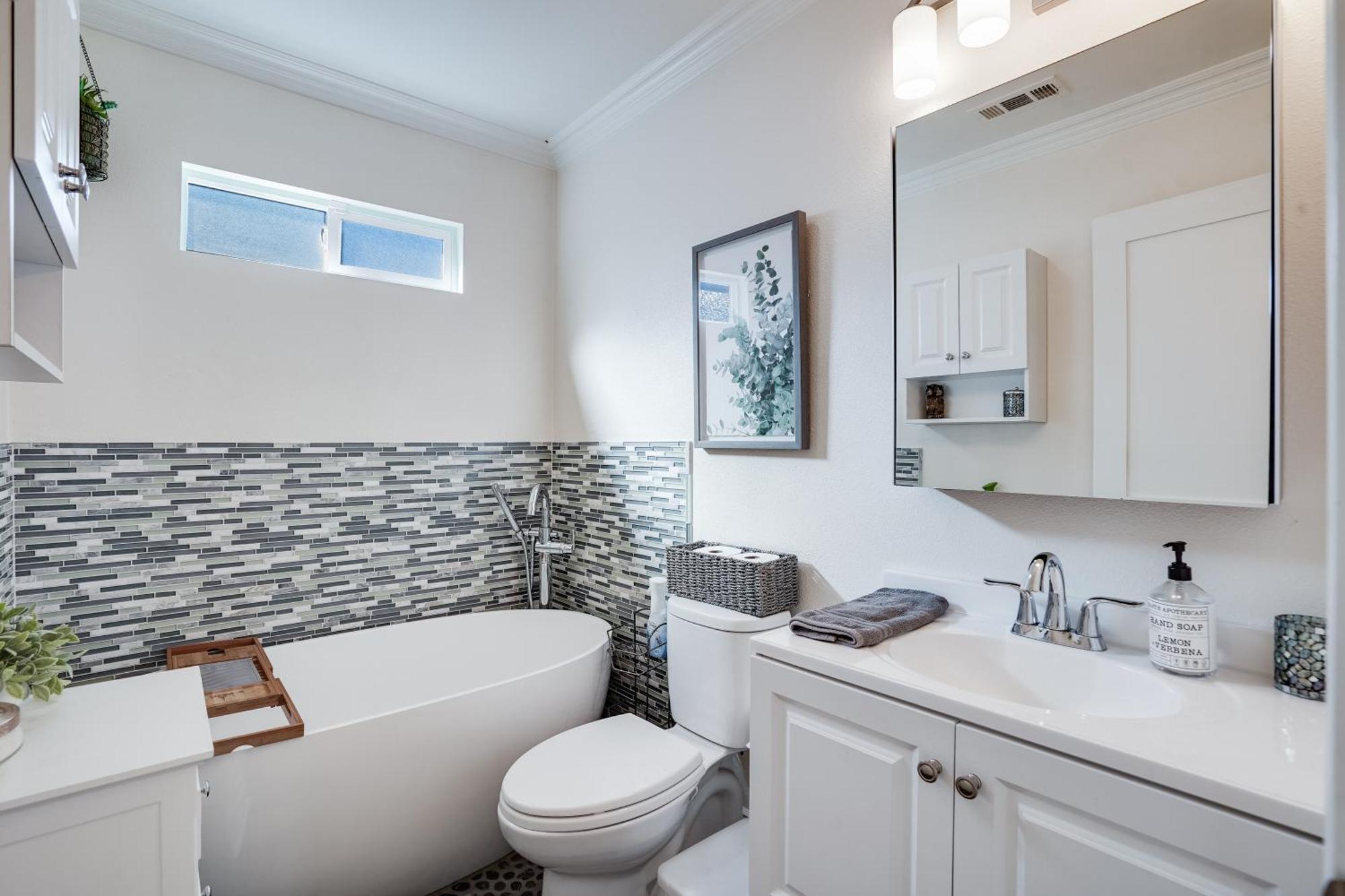 Relax In A Gorgeous 6 Person Quaint Holiday home *