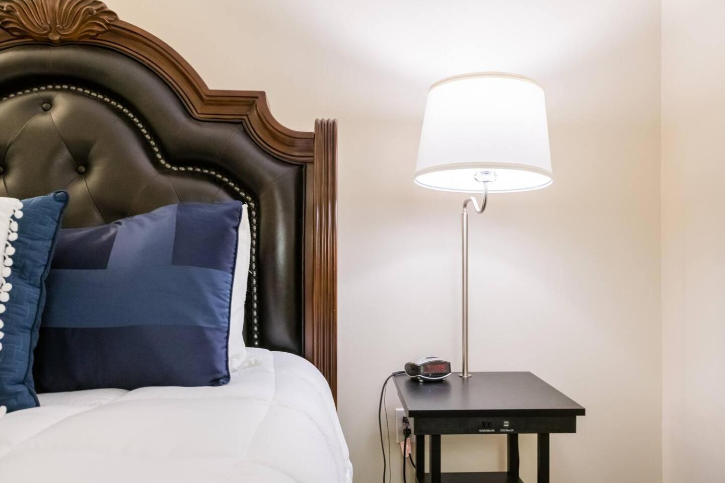 Sj Elite Loft Sleek Sophistication Holiday home San Jose