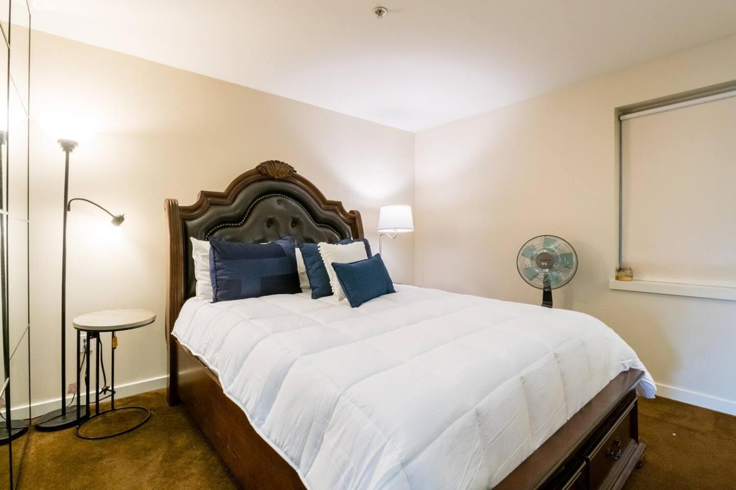 Holiday home Sj Elite Loft Sleek Sophistication *