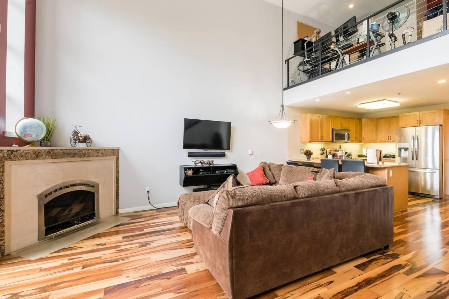 Sj Elite Loft Sleek Sophistication *