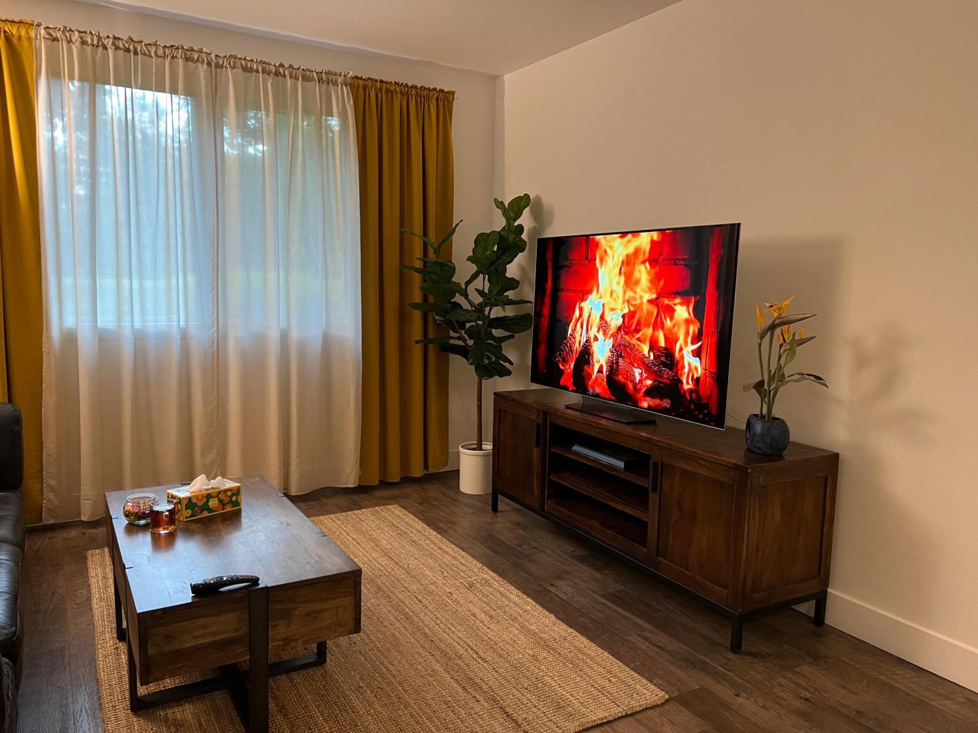 Sale 10 Min To Sjc Close To Santana Row With Free Parking Apartment