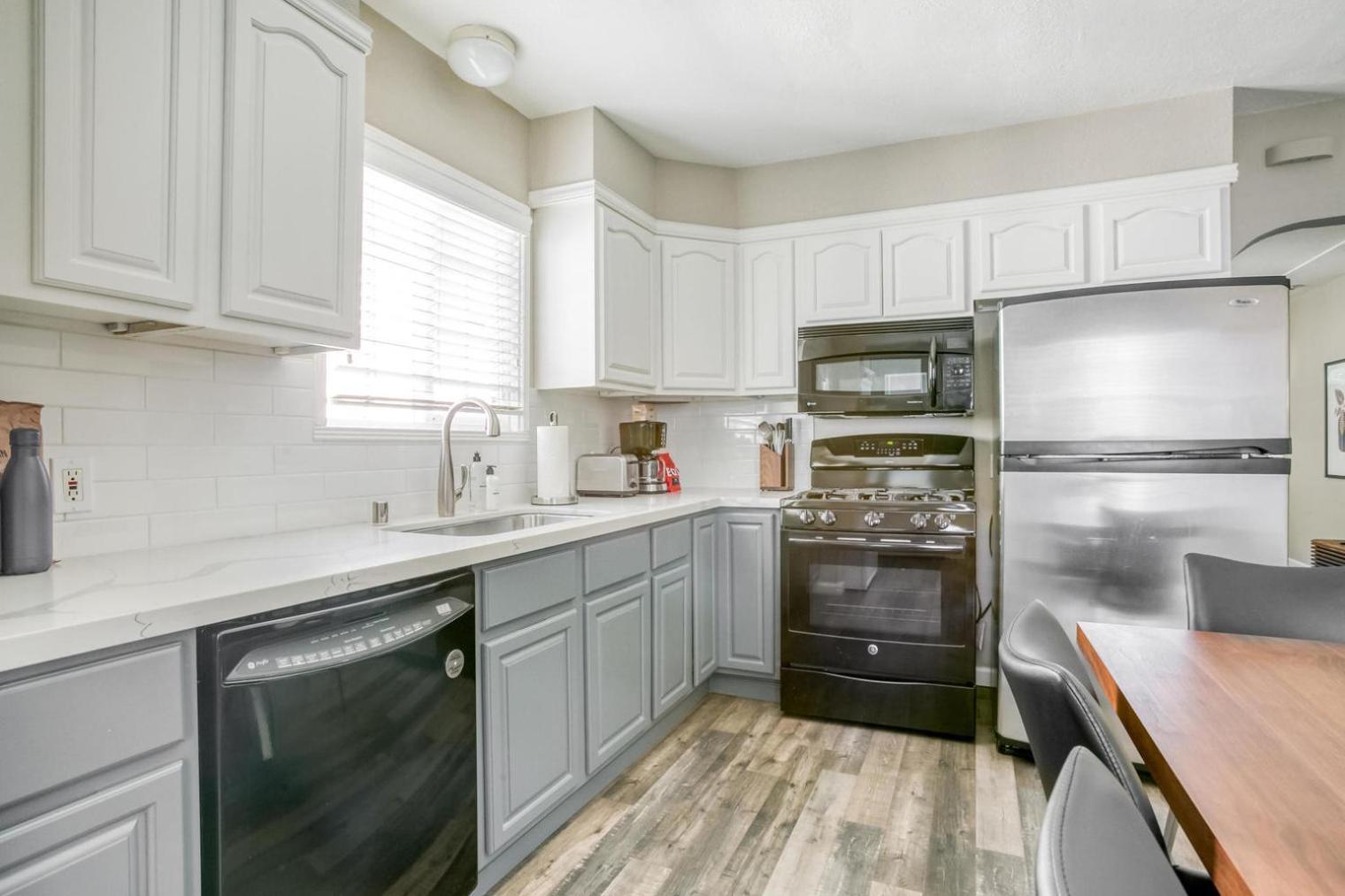 Holiday home 3br W Patio Nr Entertainment Food Sfo-1546 *