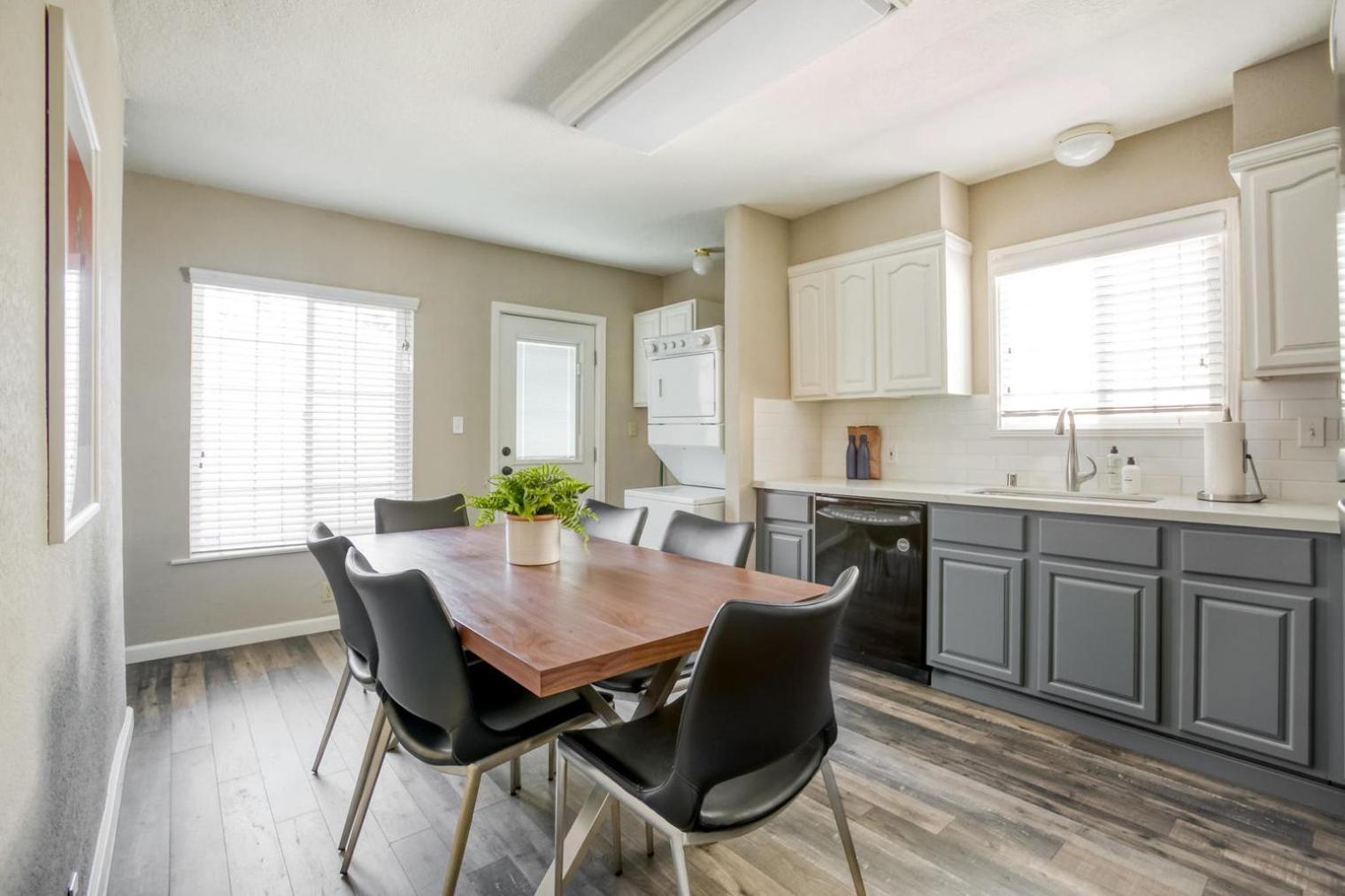 Holiday home 3br W Patio Nr Entertainment Food Sfo-1546 San Jose