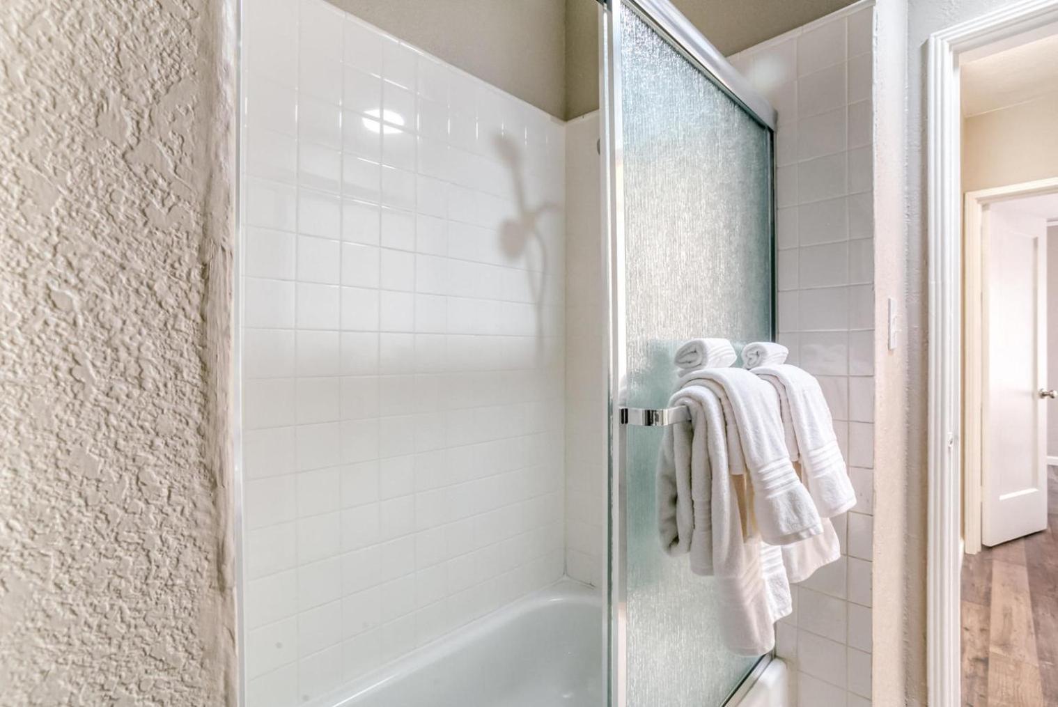 Holiday home 3br W Patio Nr Entertainment Food Sfo-1546