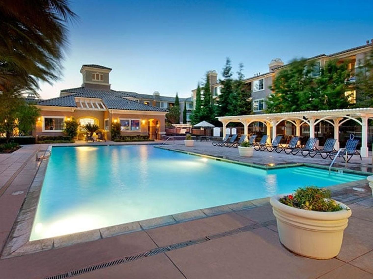 Apartment 1br W Pool Gym Wd Nr Highways Sfo-1091