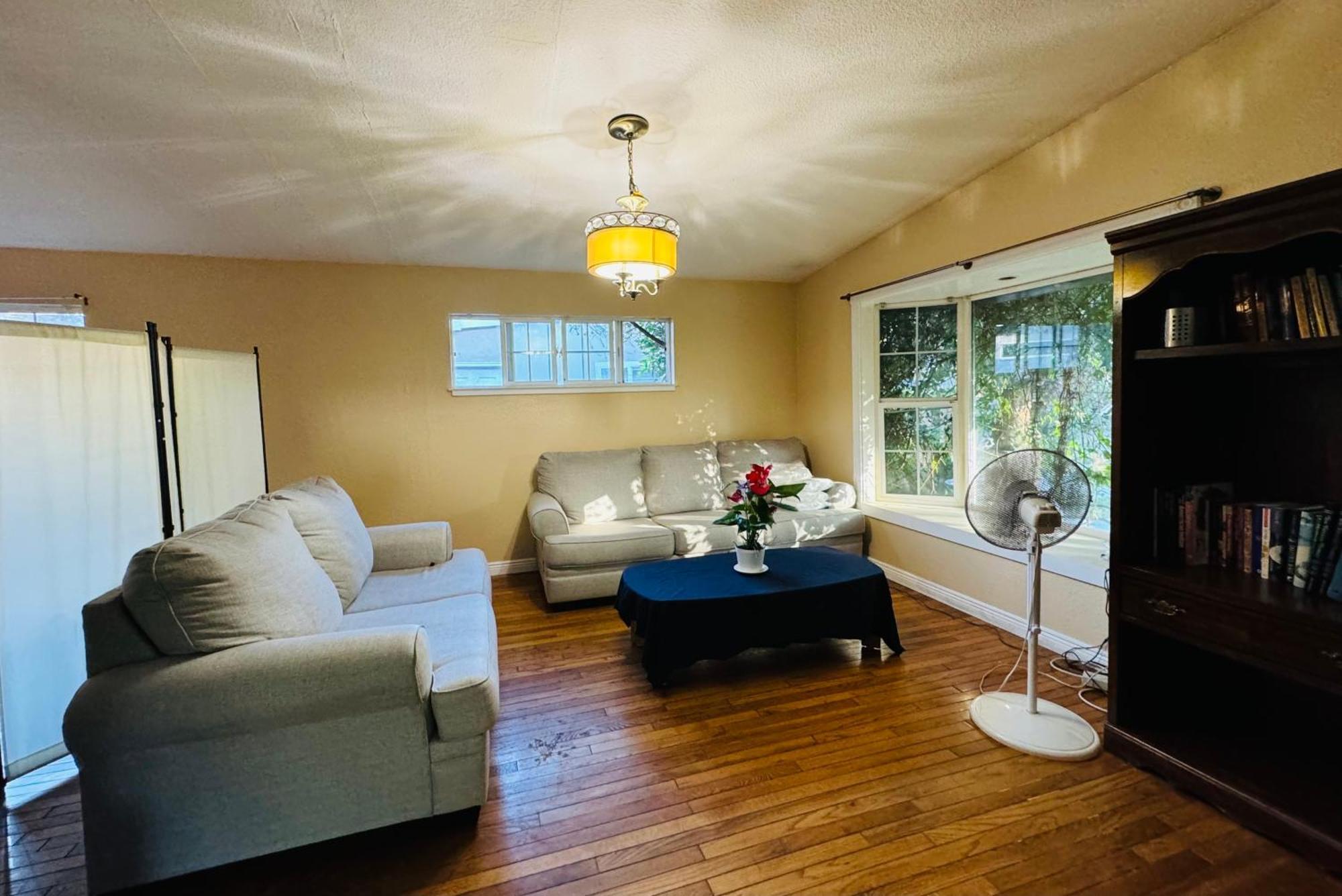 Cozy House Nested Around Trees D * San Jose