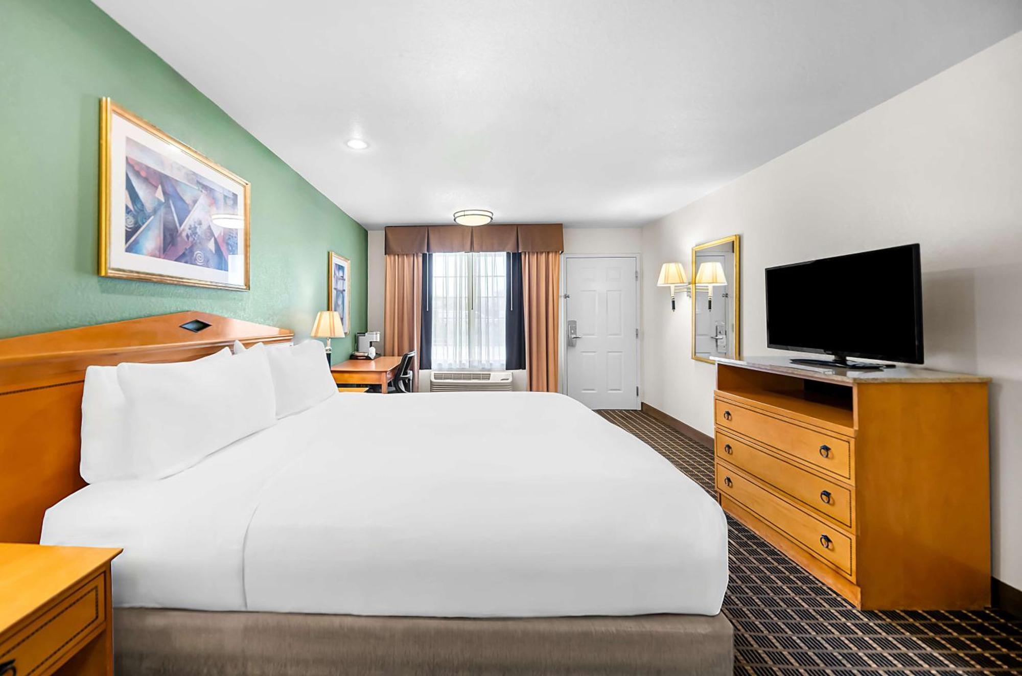 Surestayplus By Western Hotel 3*
