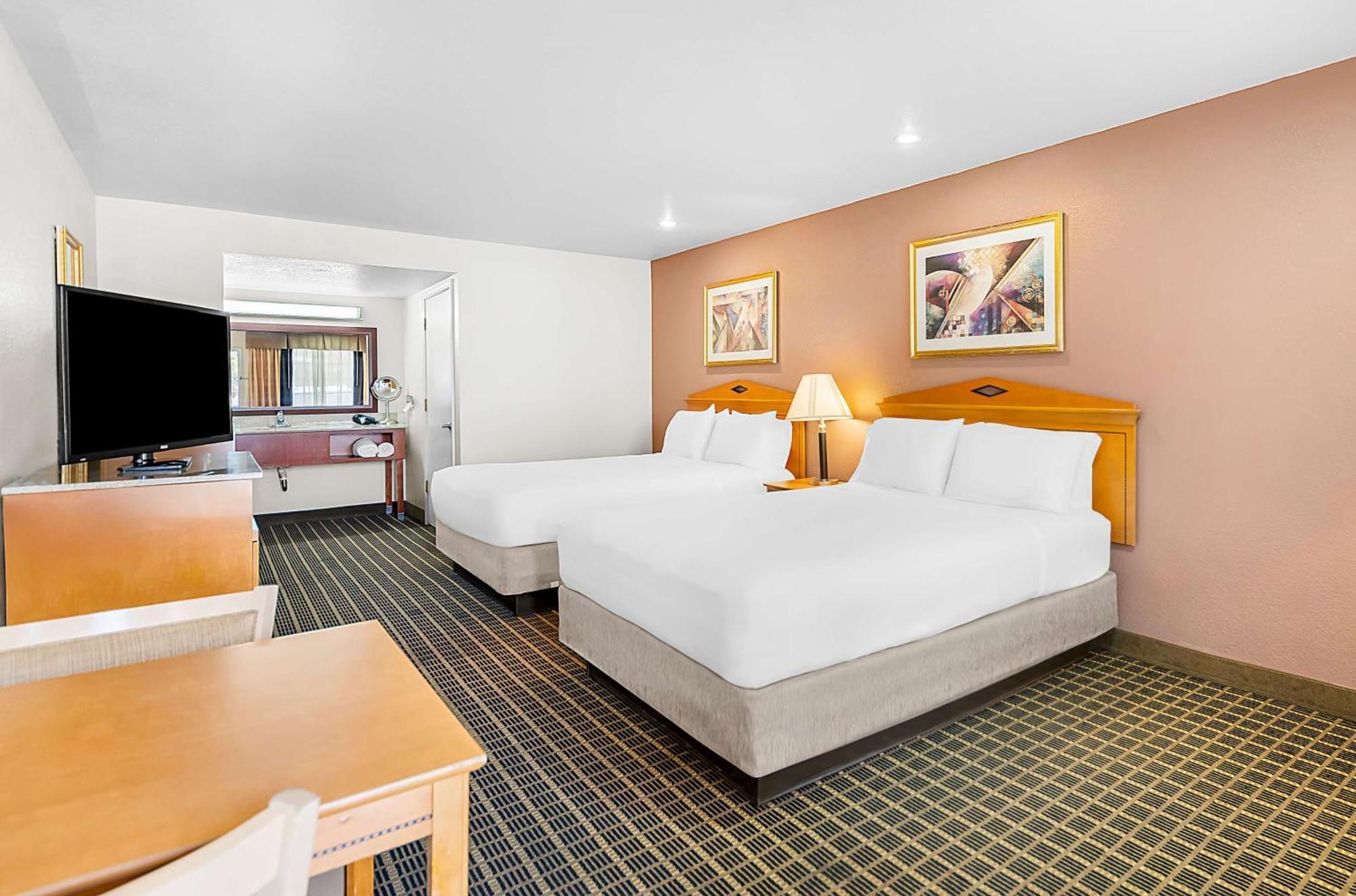 Surestayplus By Western Hotel San Jose