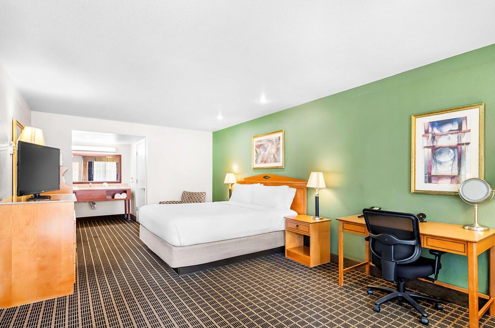 Hotel Surestayplus By Western