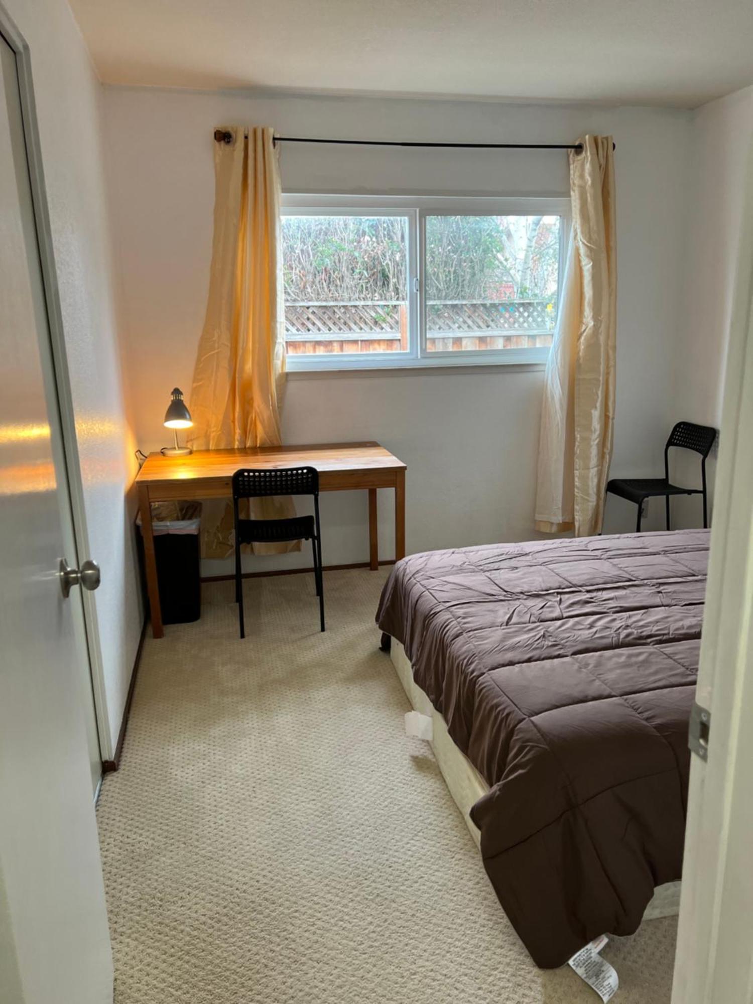 Private 1-1 Homestay