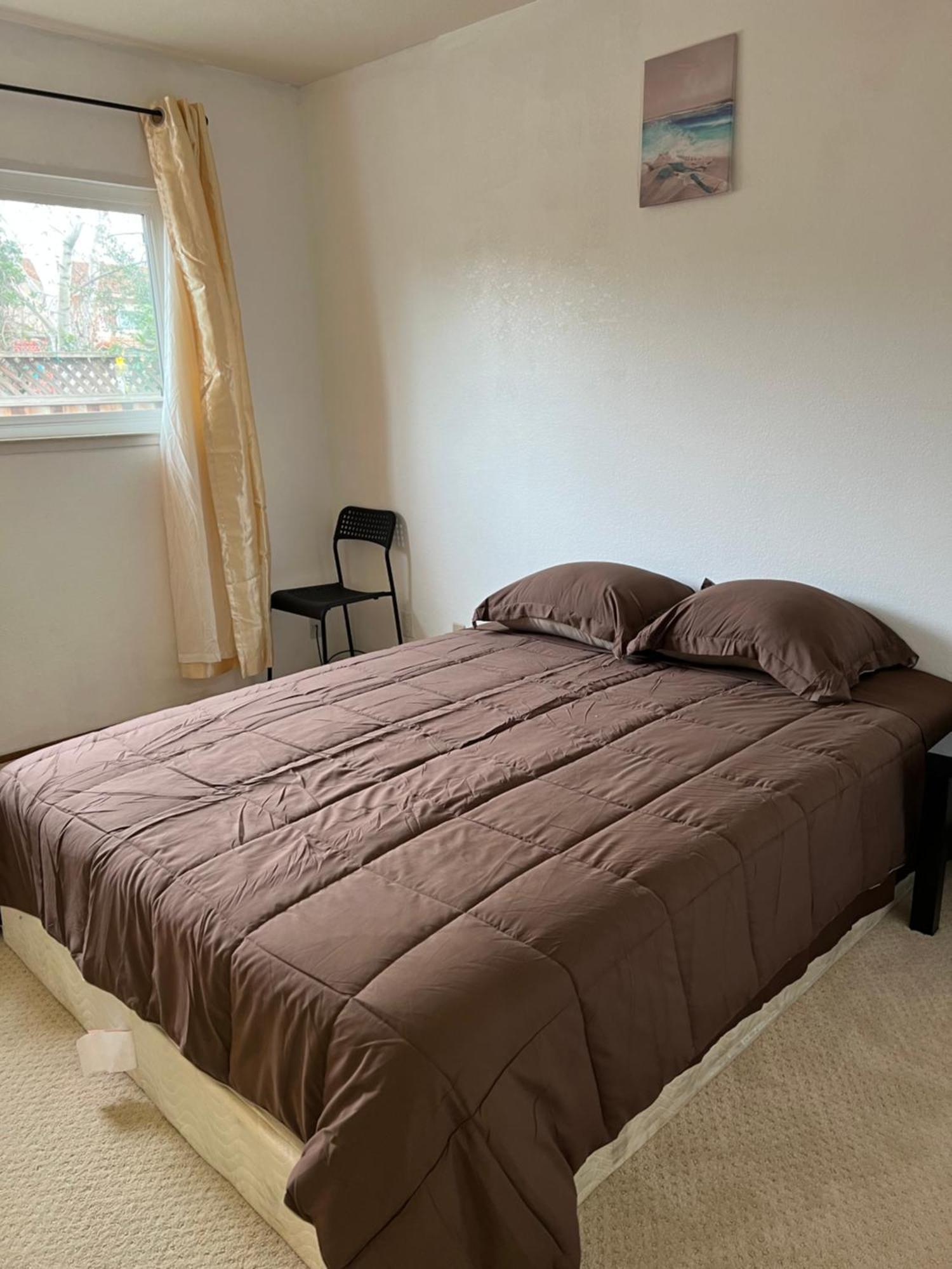 Private 1-4 Homestay *