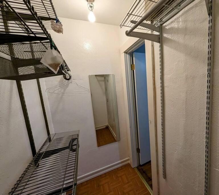 Holiday home Single Family House 2b1b, California King Bed, Crib, 2 Tvs Near Downtown, Sjc Airport San Jose