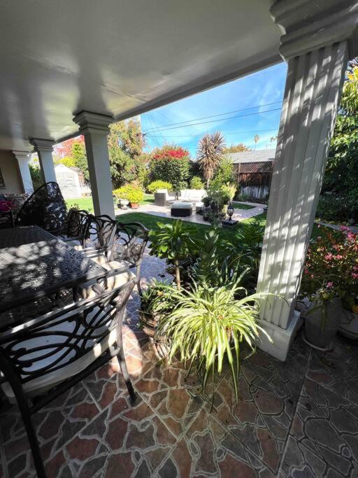 Hotel Gorgeous House In A Great And Campbell Area *