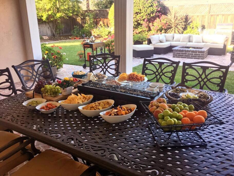 Gorgeous House In A Great And Campbell Area San Jose