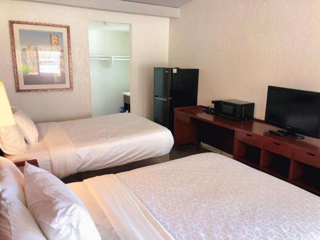 Super 8 By Wyndham Airport Motel San Jose