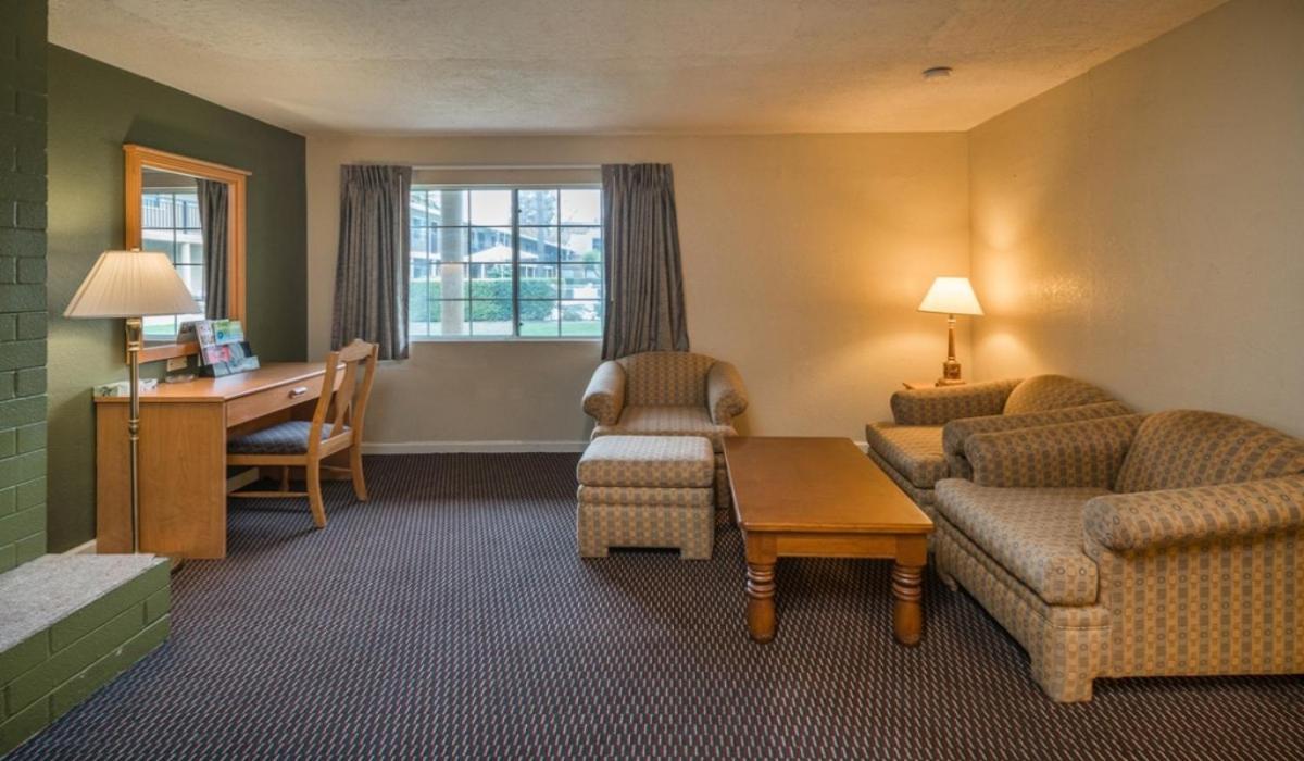 Hotel Rose Garden - Airport