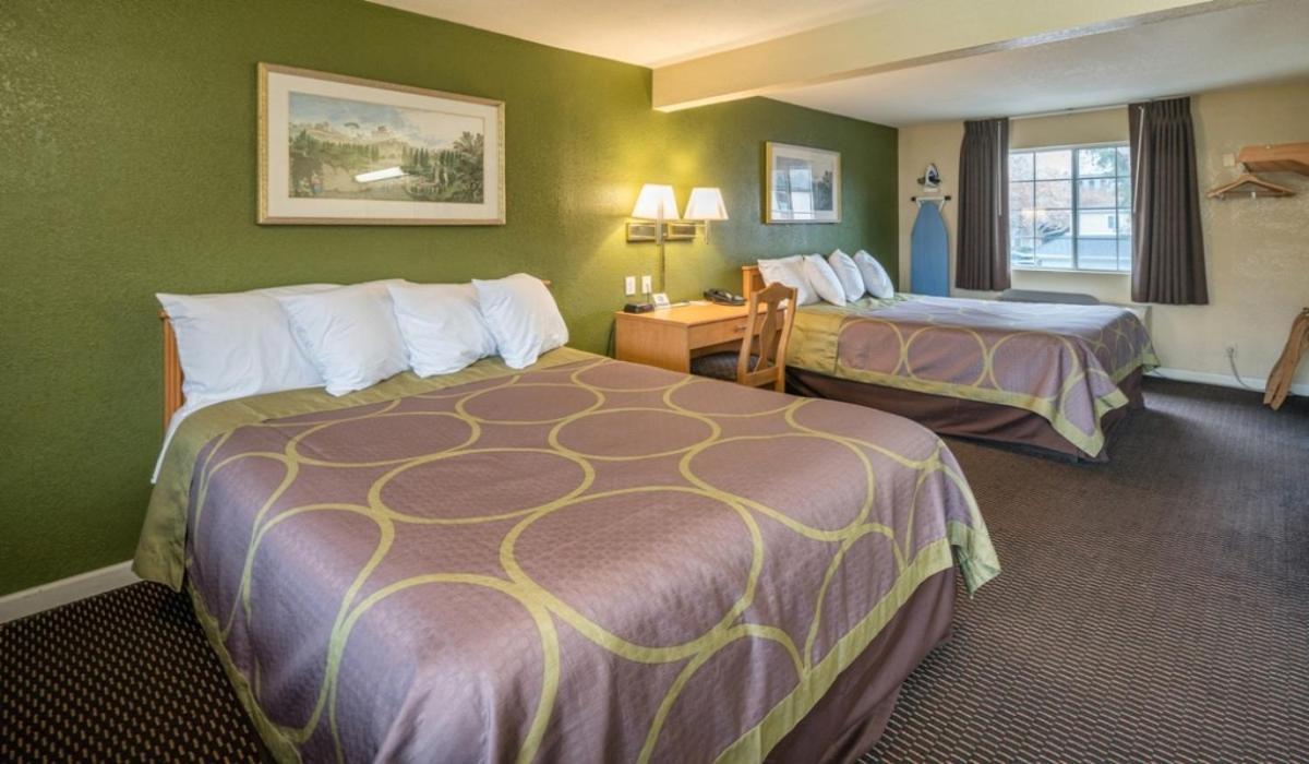 Hotel Rose Garden - Airport 2*