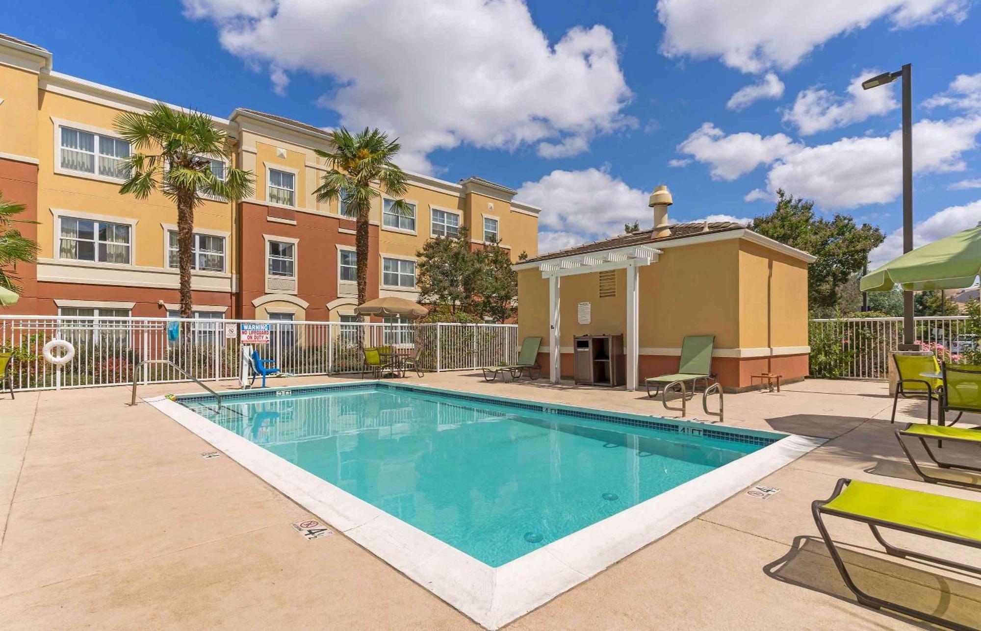 Hotel Extended America - - Edenvale - South