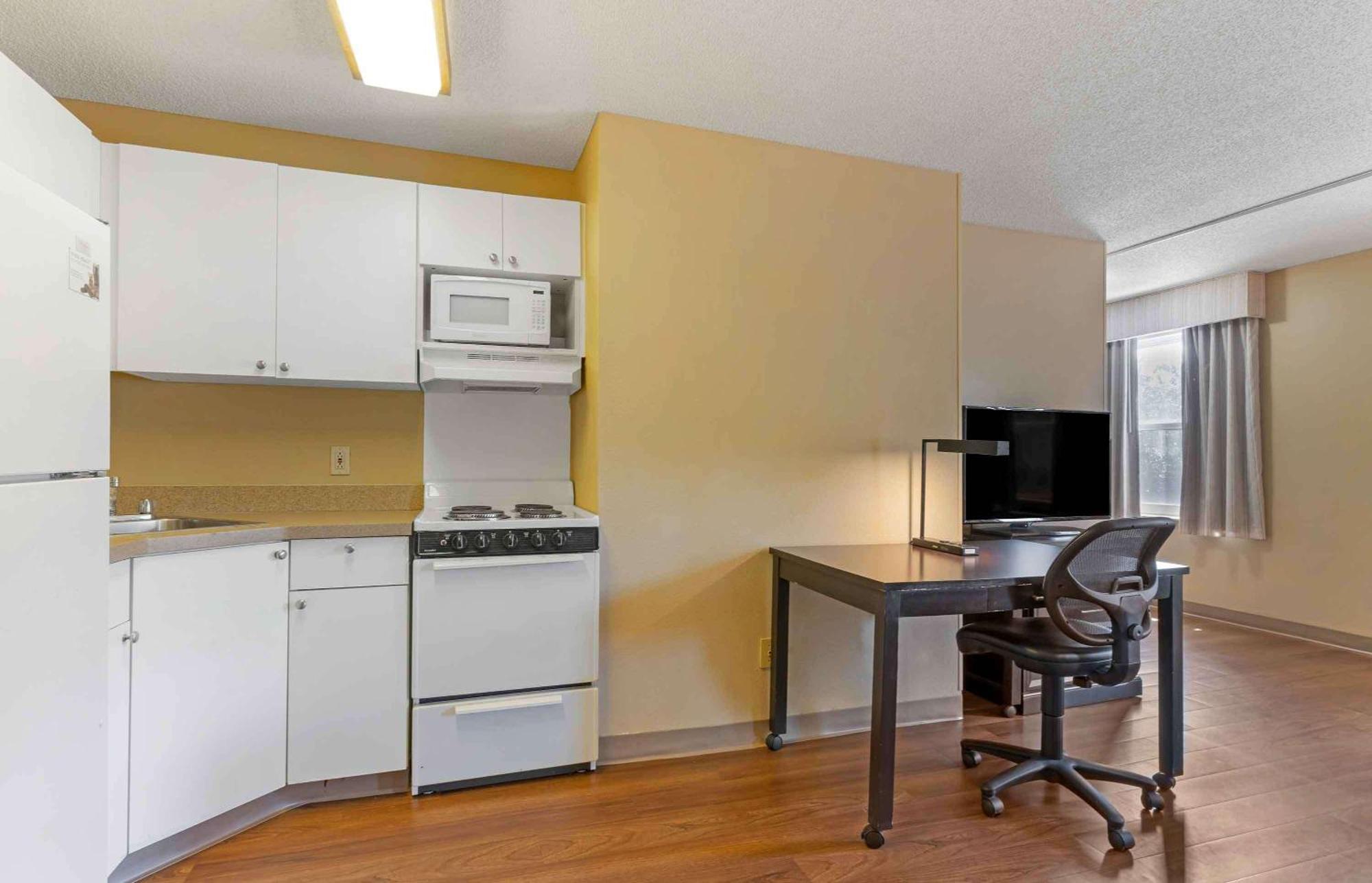 Hotel Extended America - - Edenvale - South